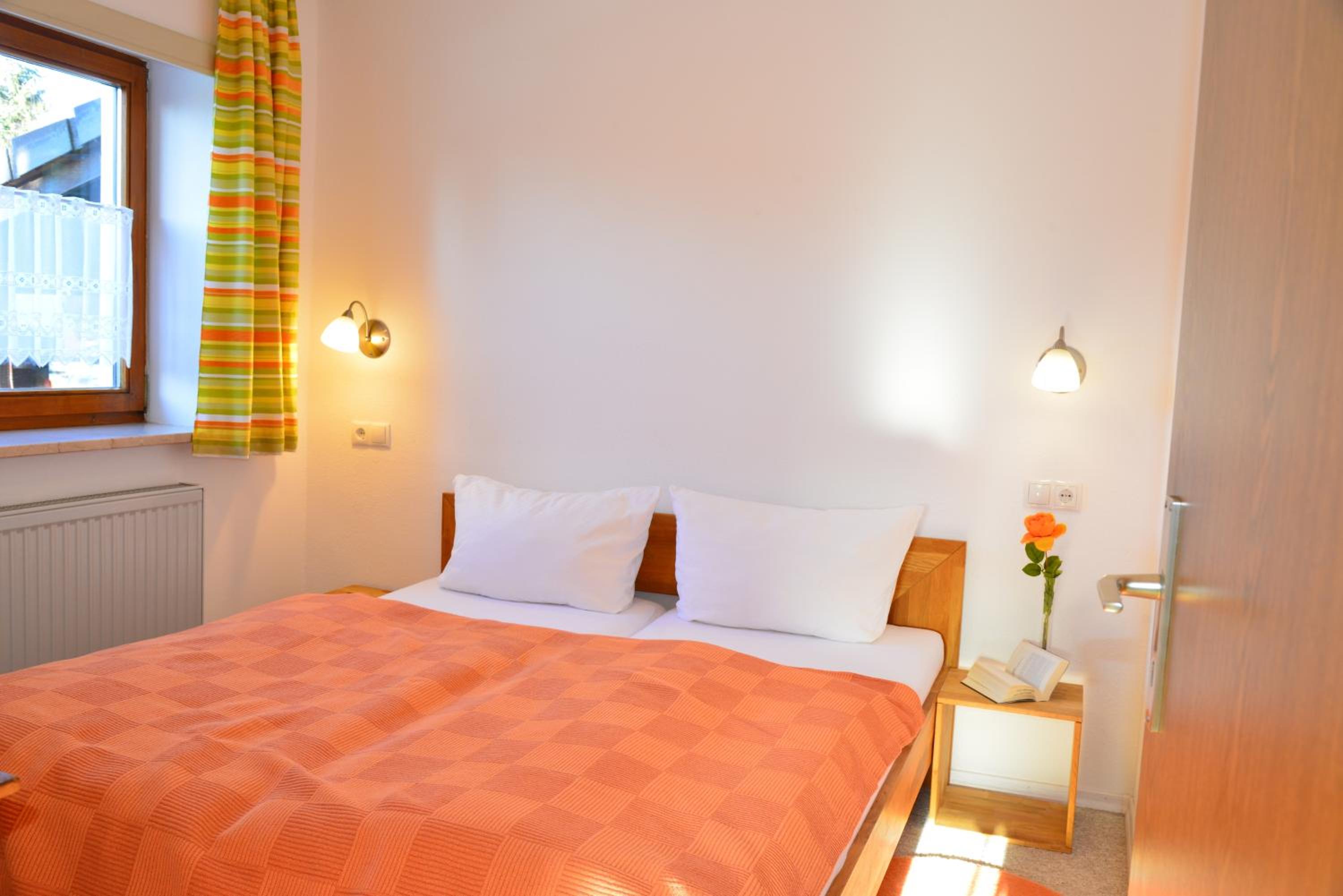 Two-Bedroom Apartment (2 Adults + 2 Children) - Panorama photo 2