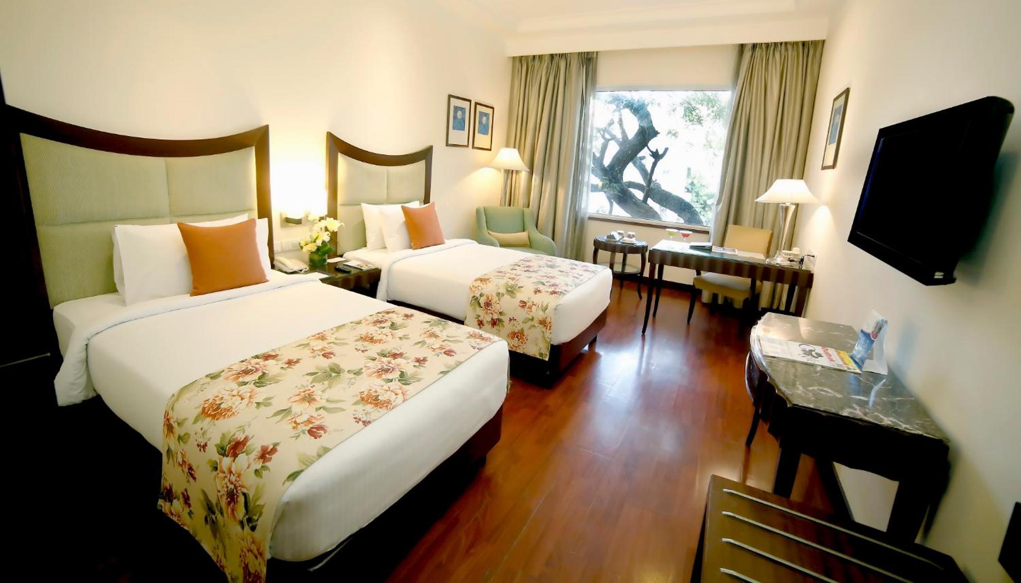 Superior Double or Twin Room with 15% dis on F&B and 2 Hours early check in or late check out subject to availability - Photo 6