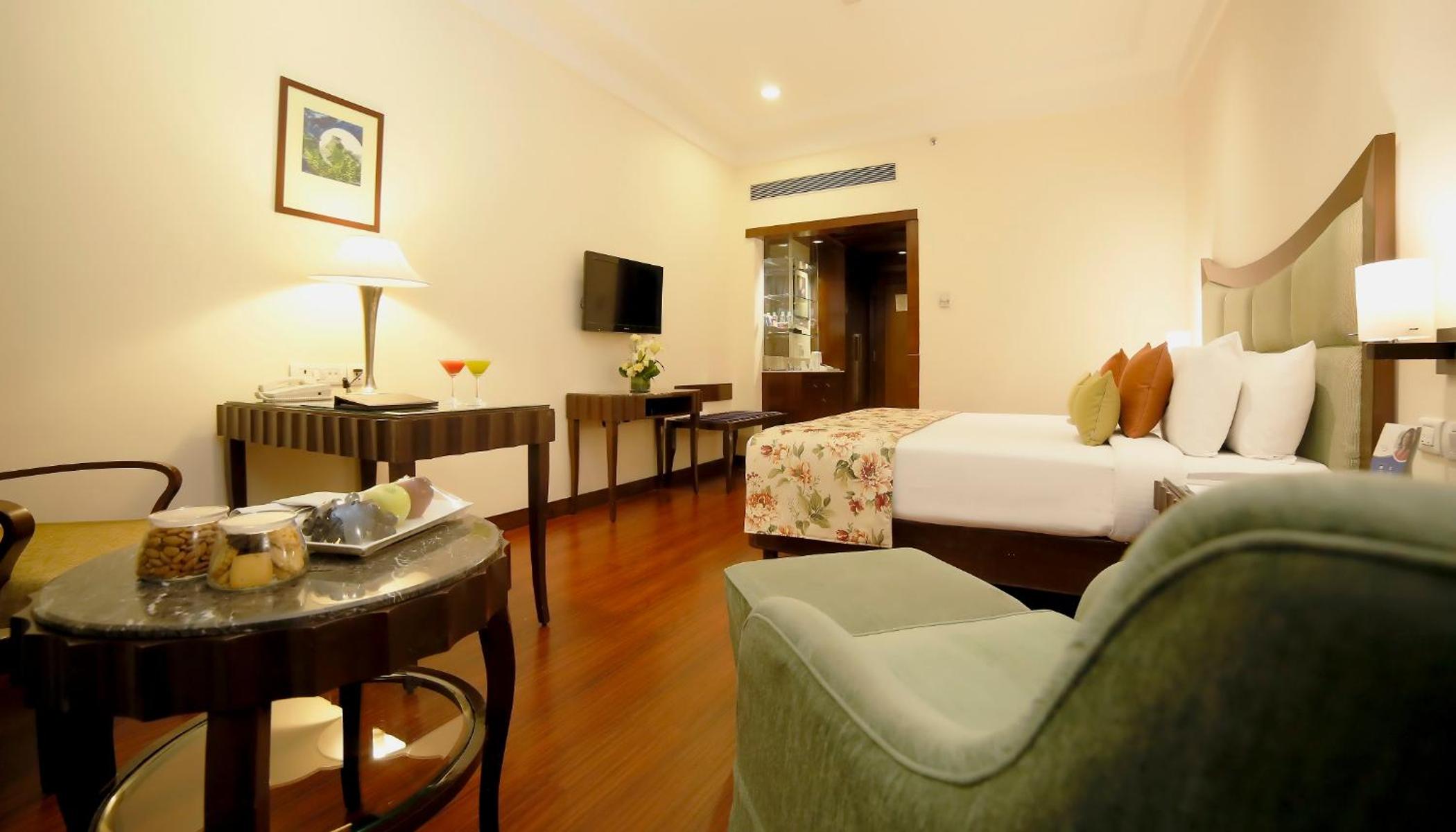 Superior Double or Twin Room with 15% dis on F&B and 2 Hours early check in or late check out subject to availability - Photo 3