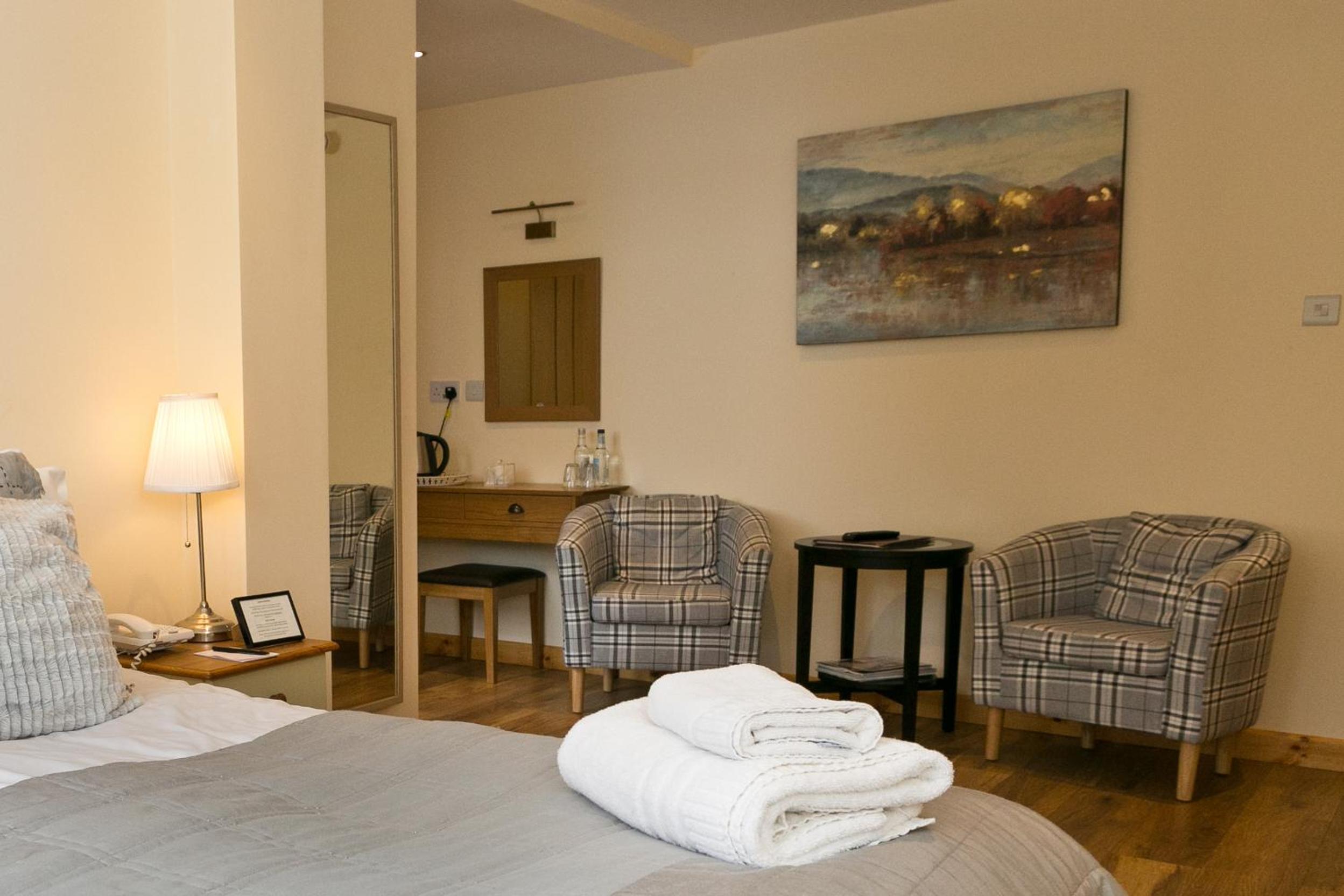 Standard Double or Twin Room - Photo 4