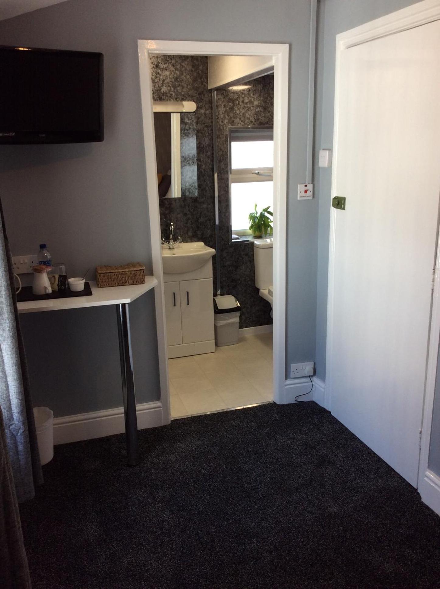 Single Room with Shower photo 2