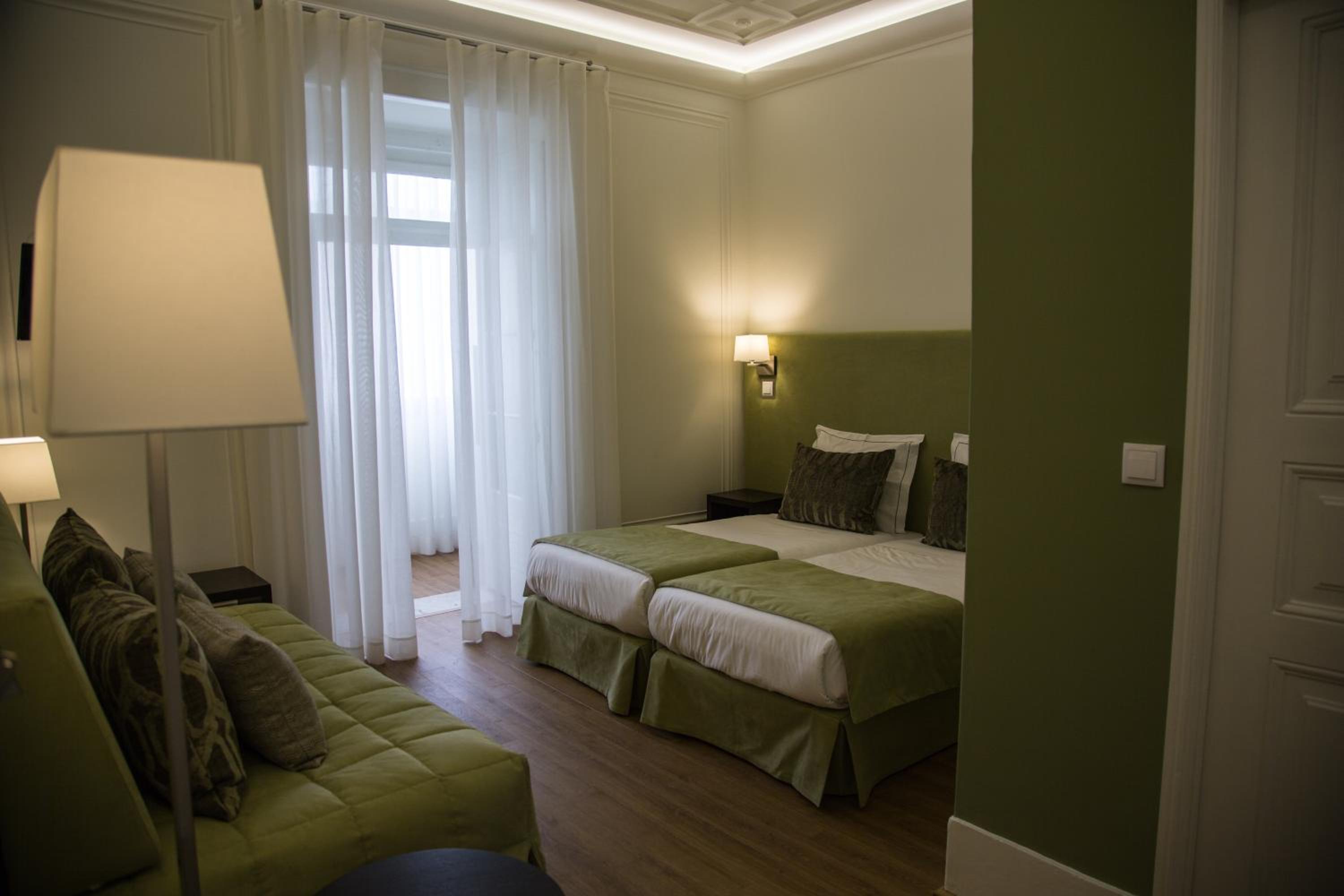 Triple Room with Balcony photo 1
