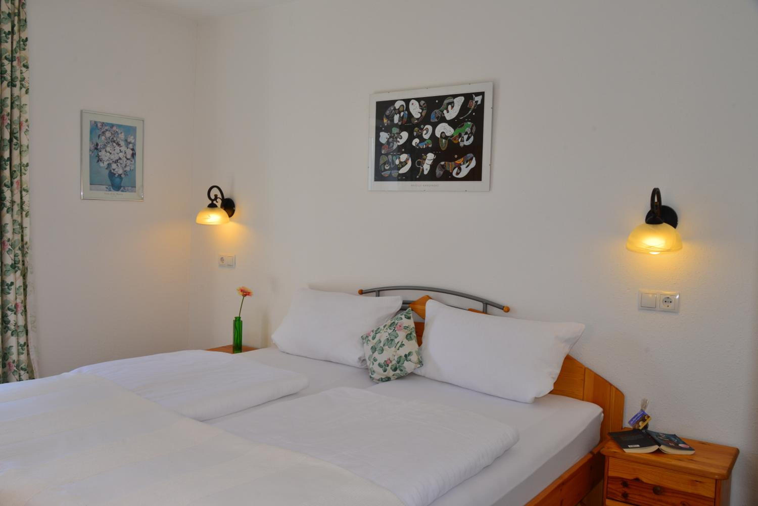 Two-Bed Apartment (2 Adults + 3 Children) Bellevue  photo 3