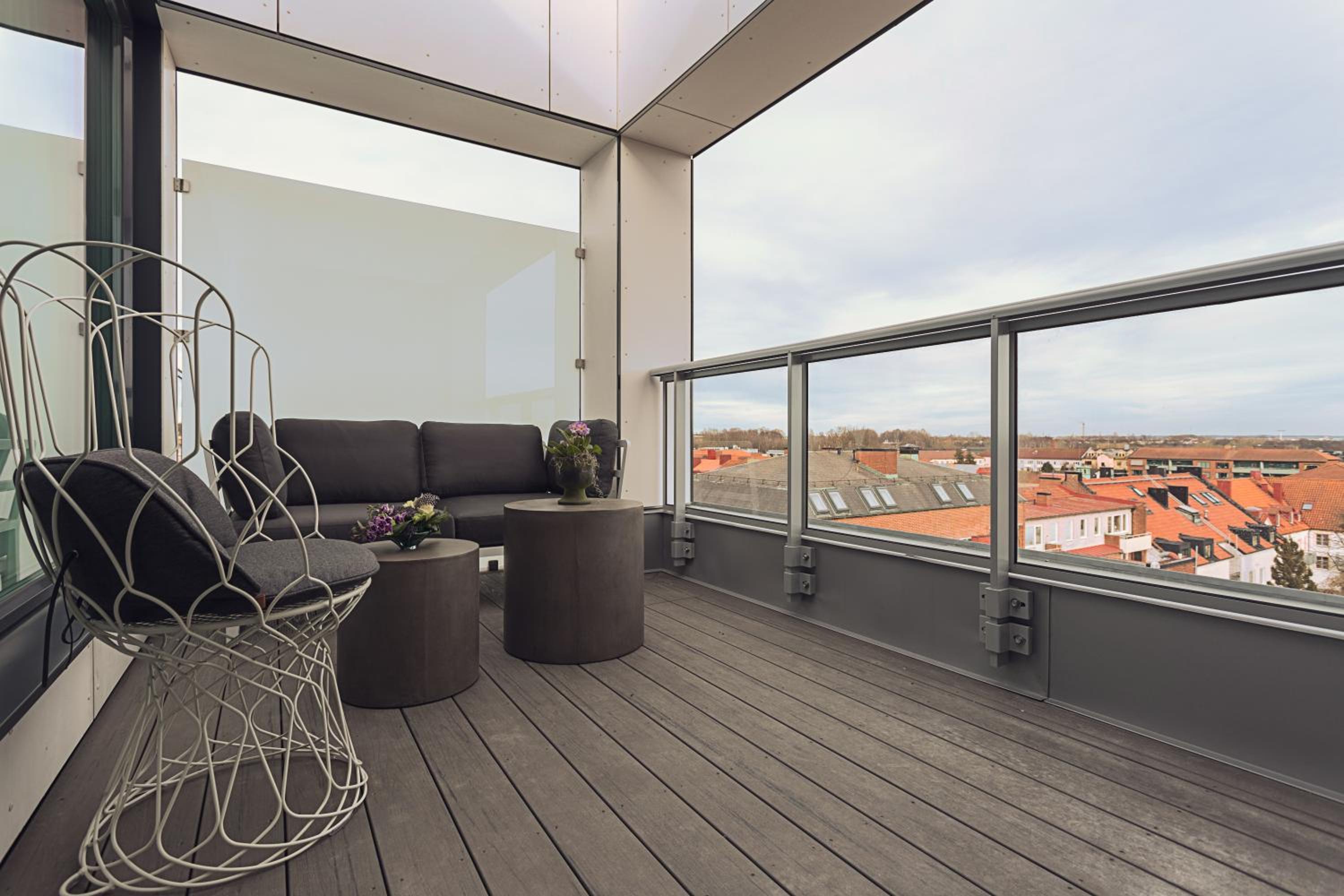 Suite with King Bed and Terrace - Non-Smoking - Photo 16
