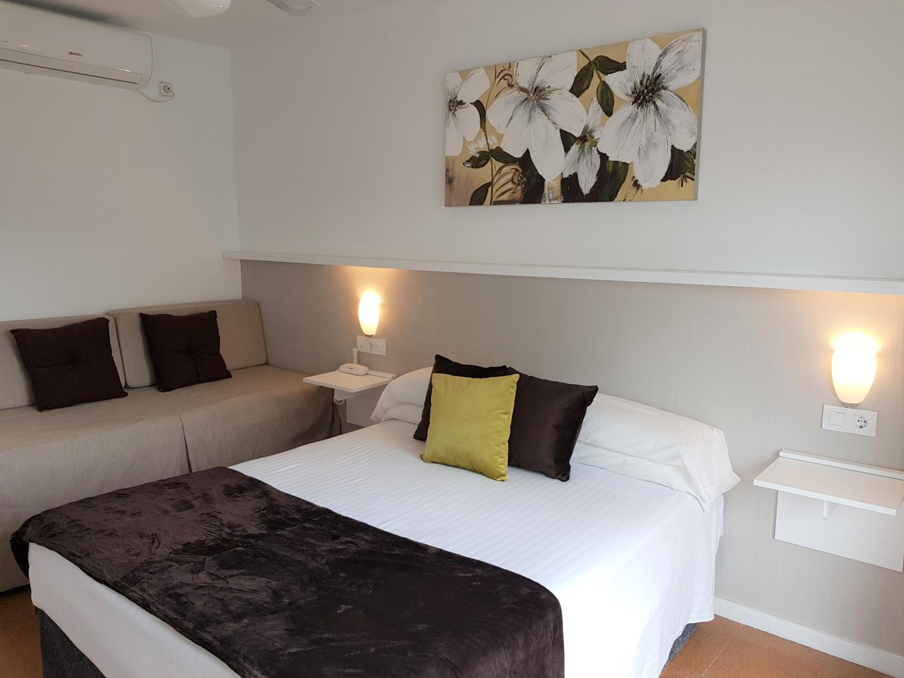 Double Room with Terrace photo 3