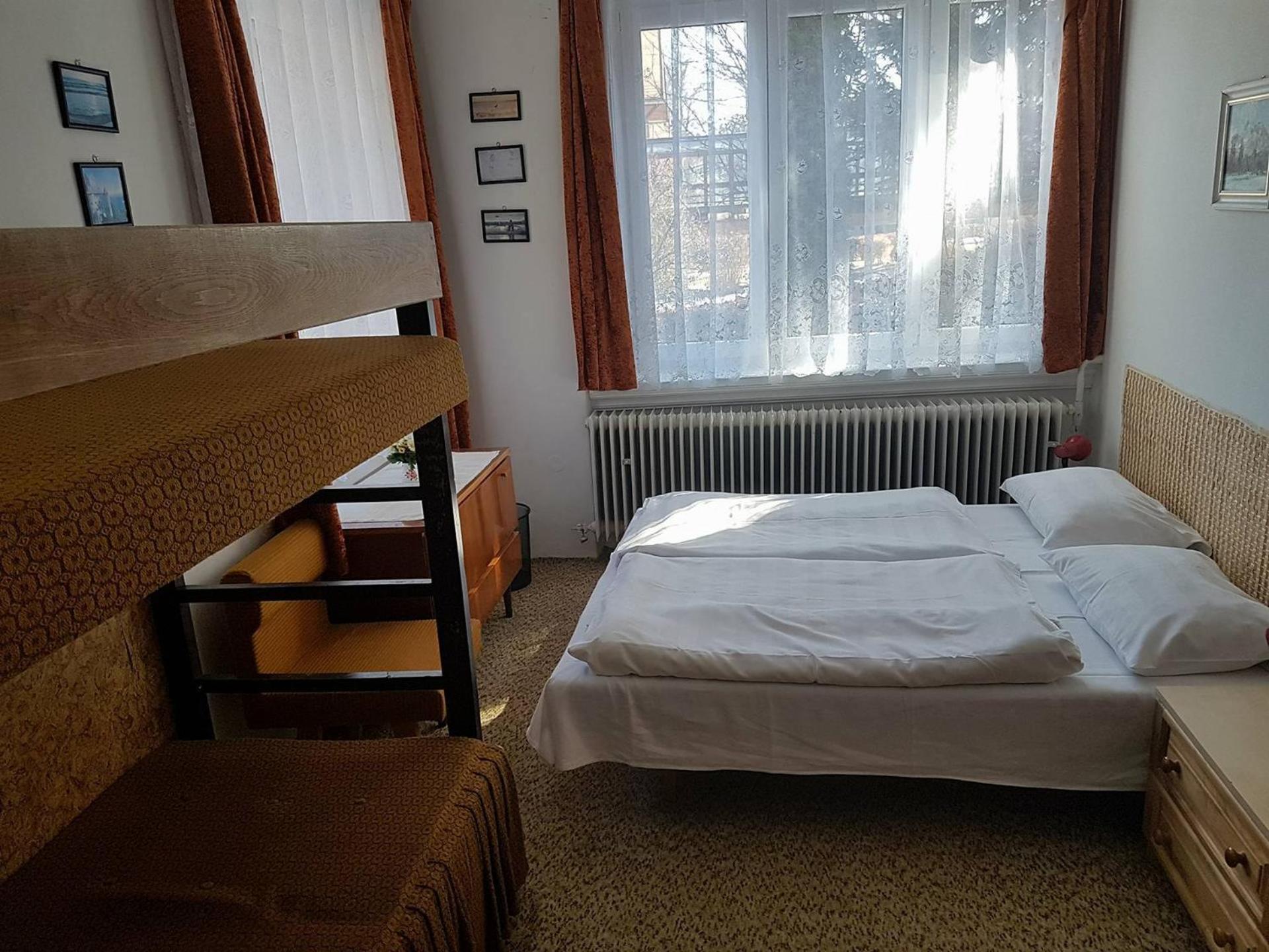 Two-Bedroom Apartment - Photo 16