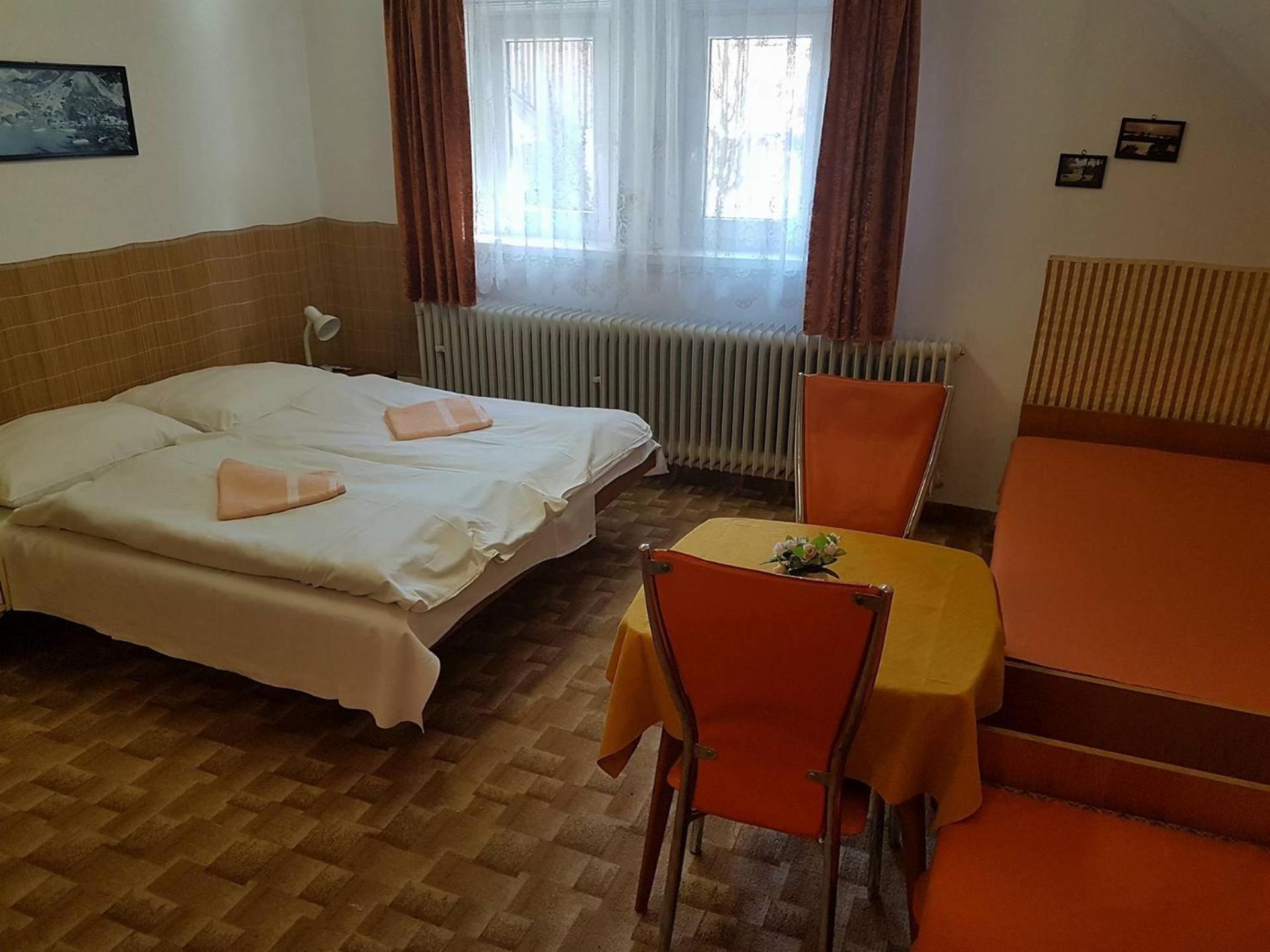 Two-Bedroom Apartment - Photo 21