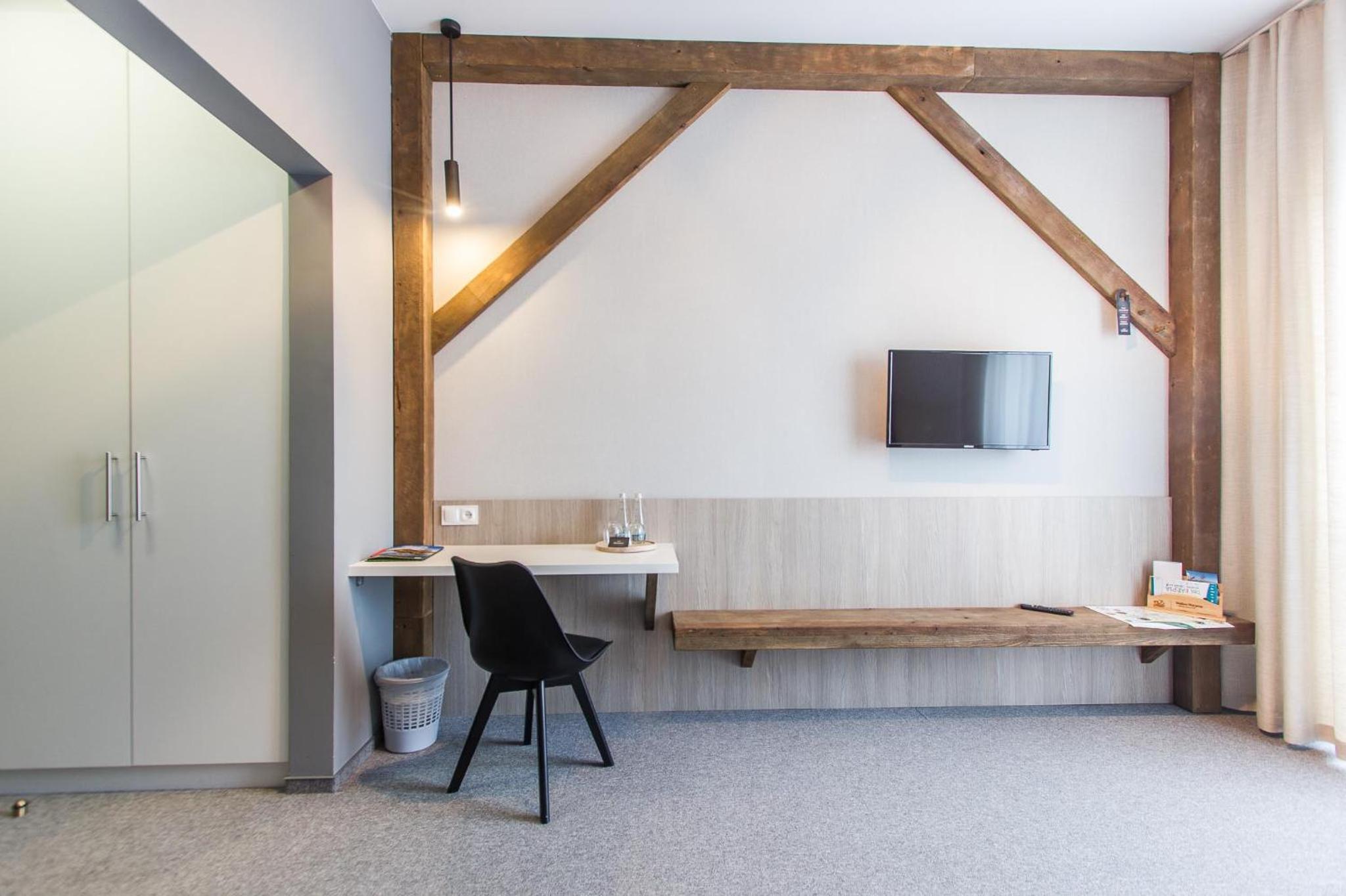 Standard Double Room - Photo 2