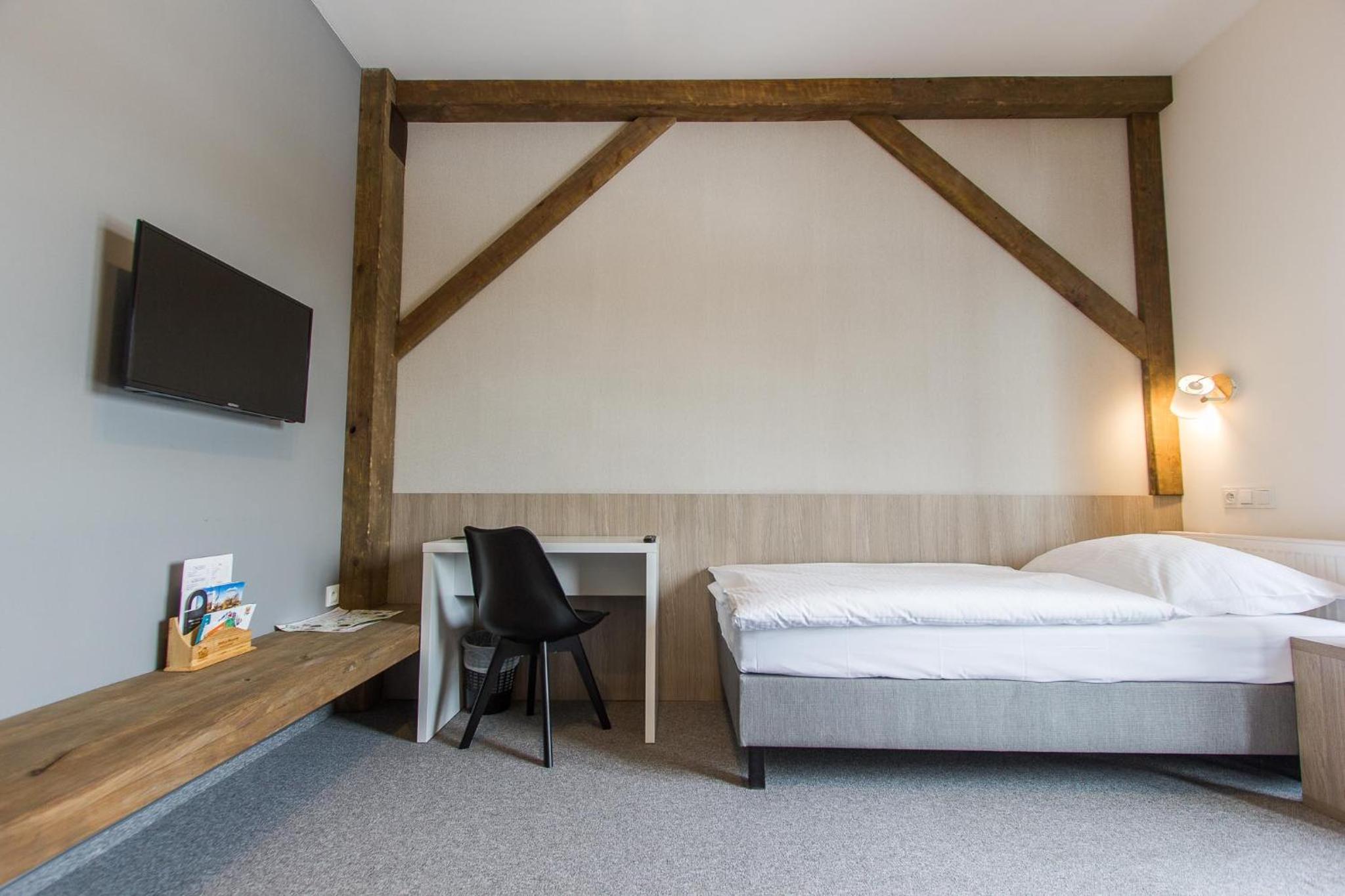 Standard Twin Room photo 3