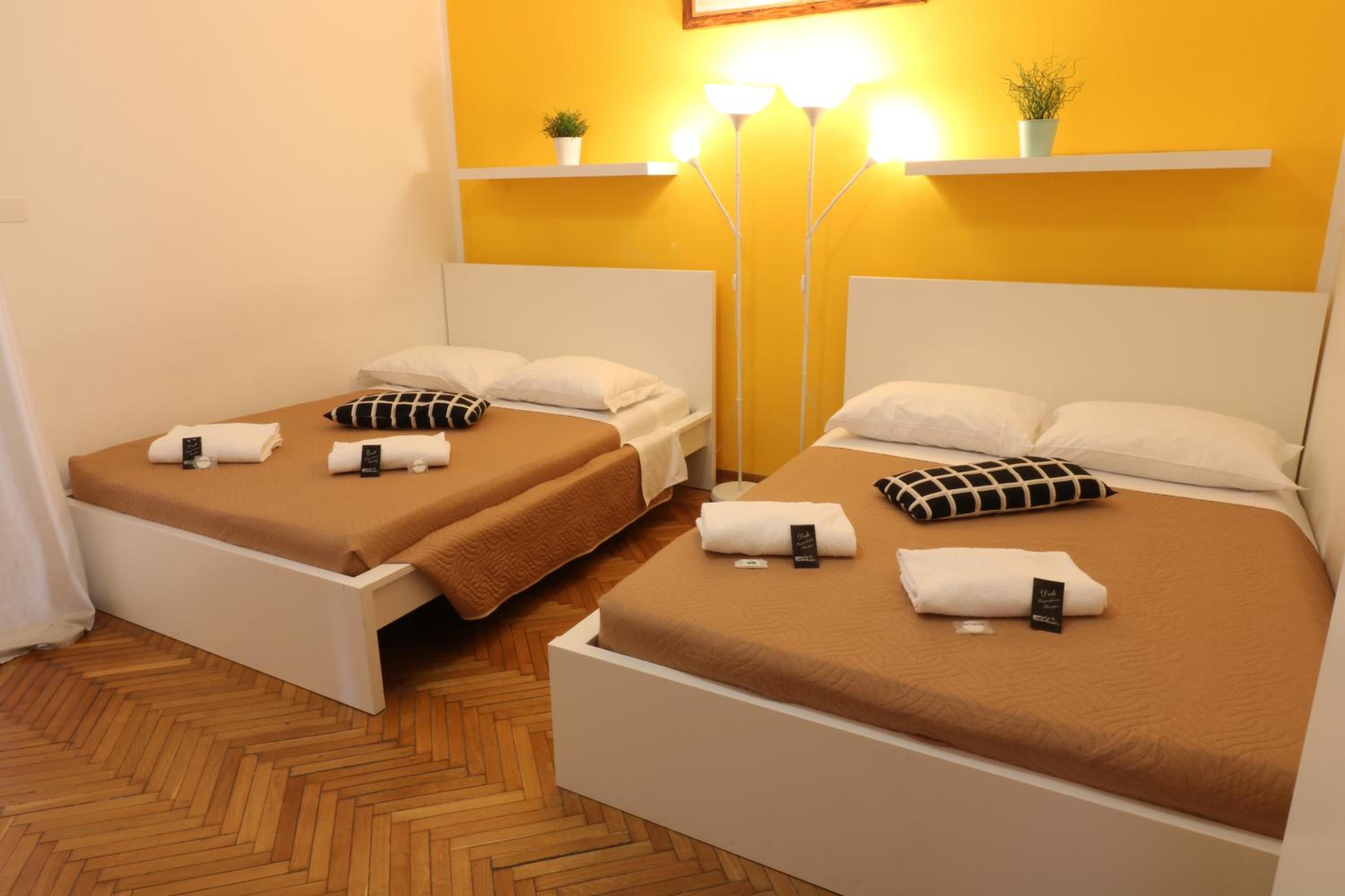 Double Room with External Shared Bathroom