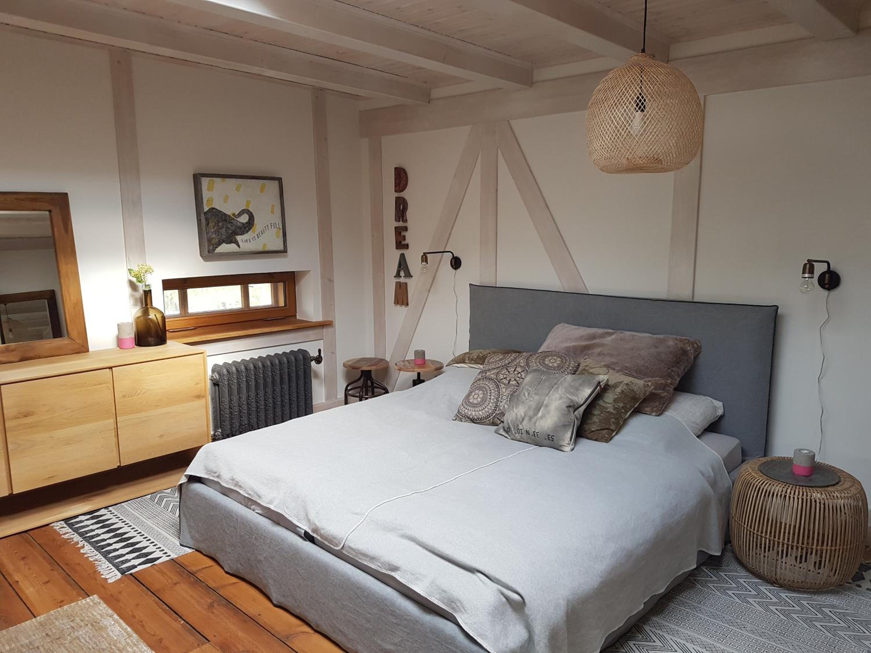 Double Room with Shared Bathroom photo 3