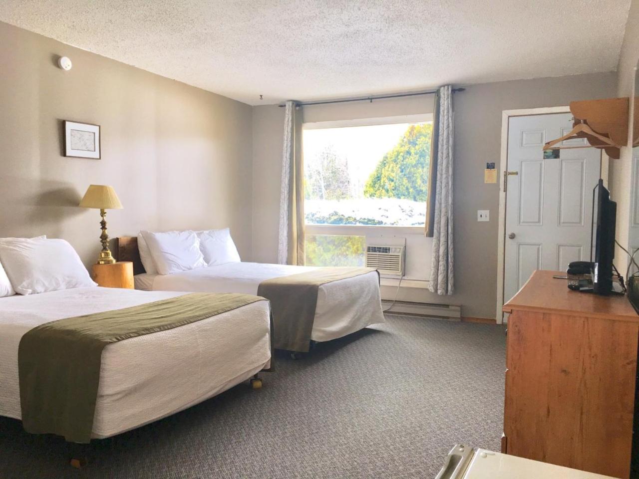 Double Room - Photo 3
