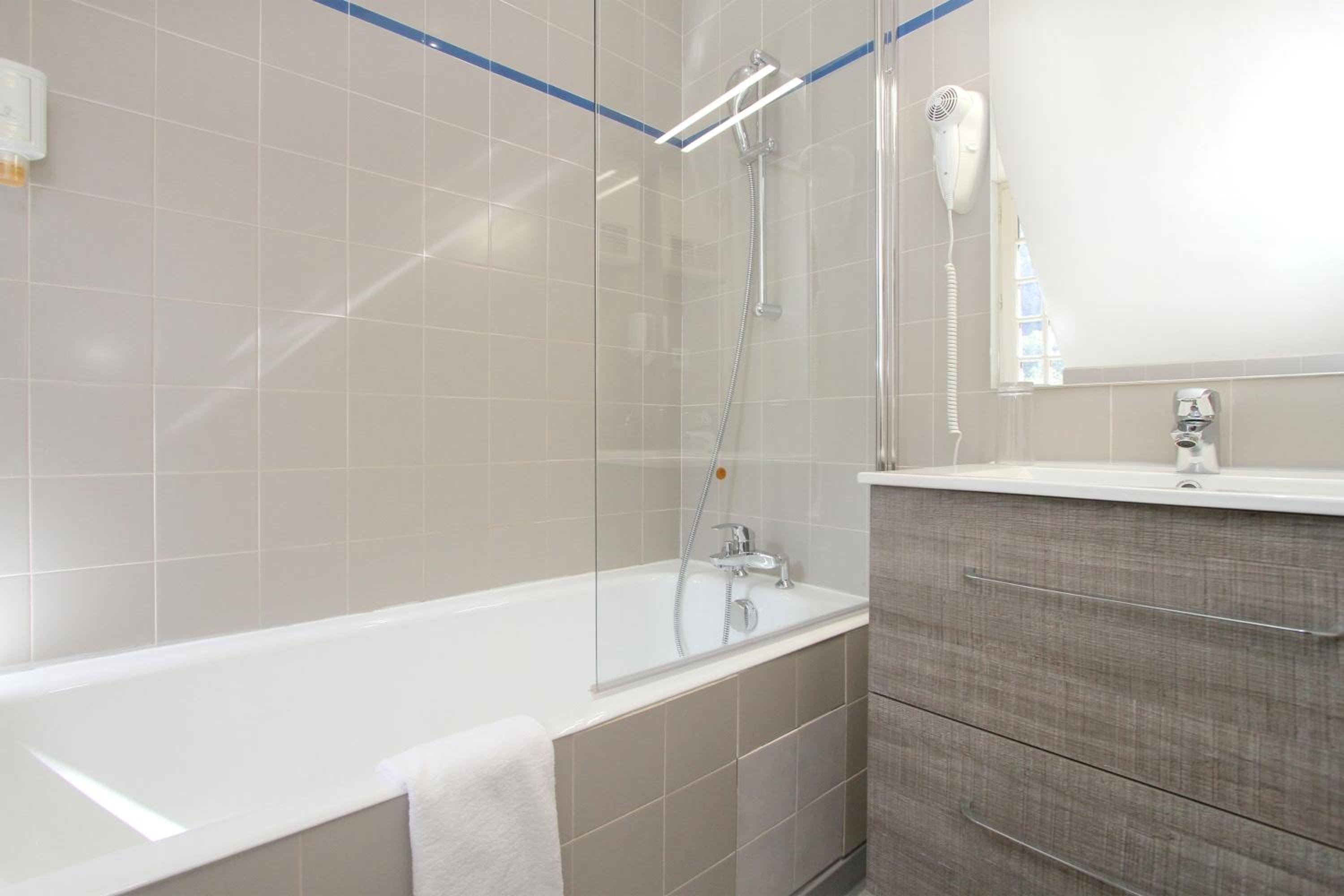 Double Room - Photo 4