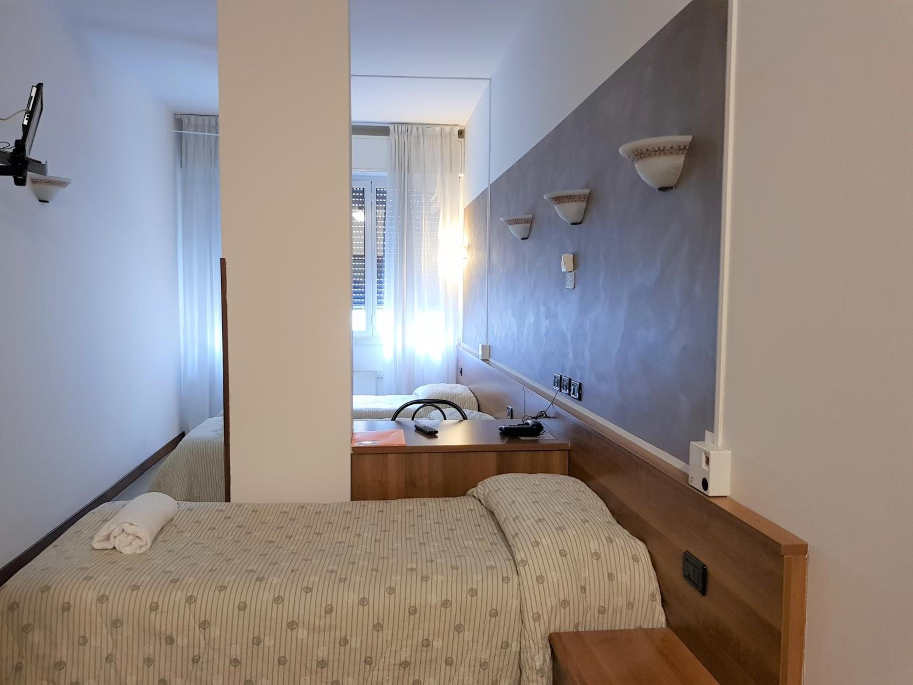 Triple Room - Photo 1