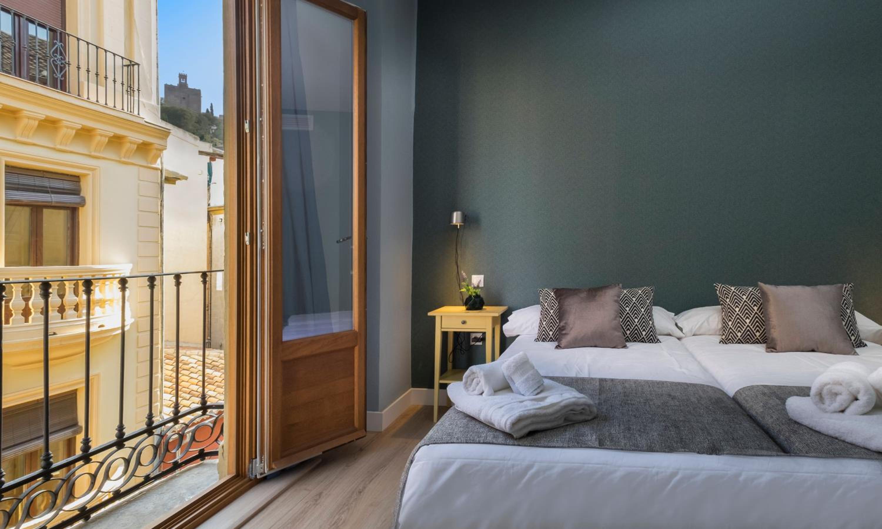 Twin Room with Balcony