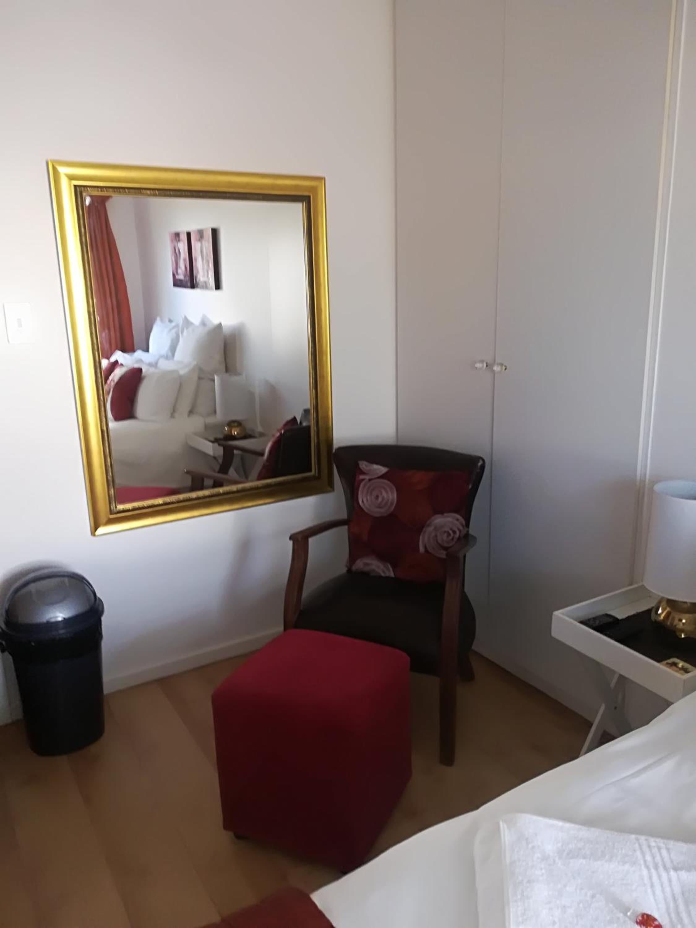 Apartment with Garden View photo 3