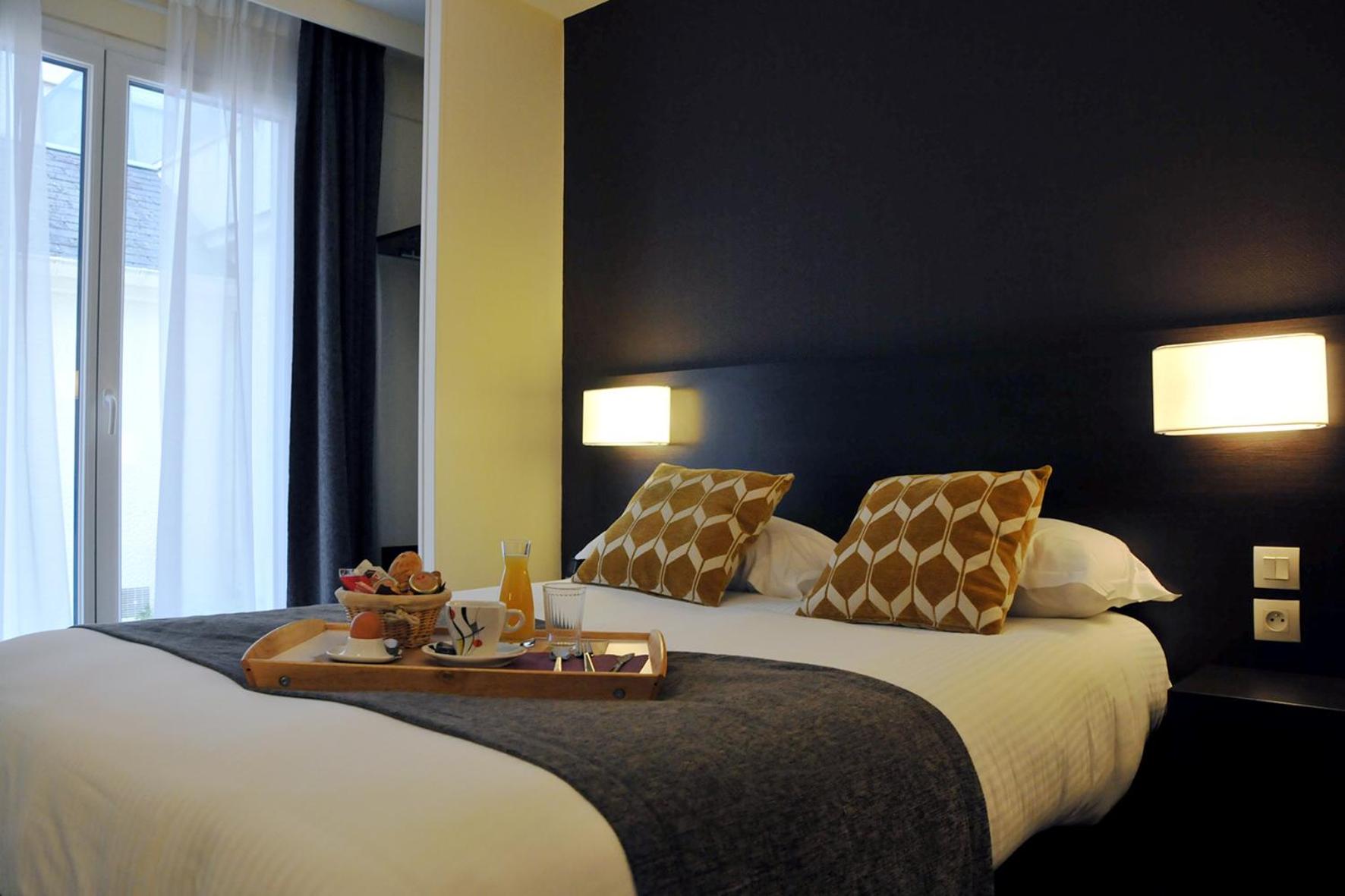 Standard Double Room - Photo 5