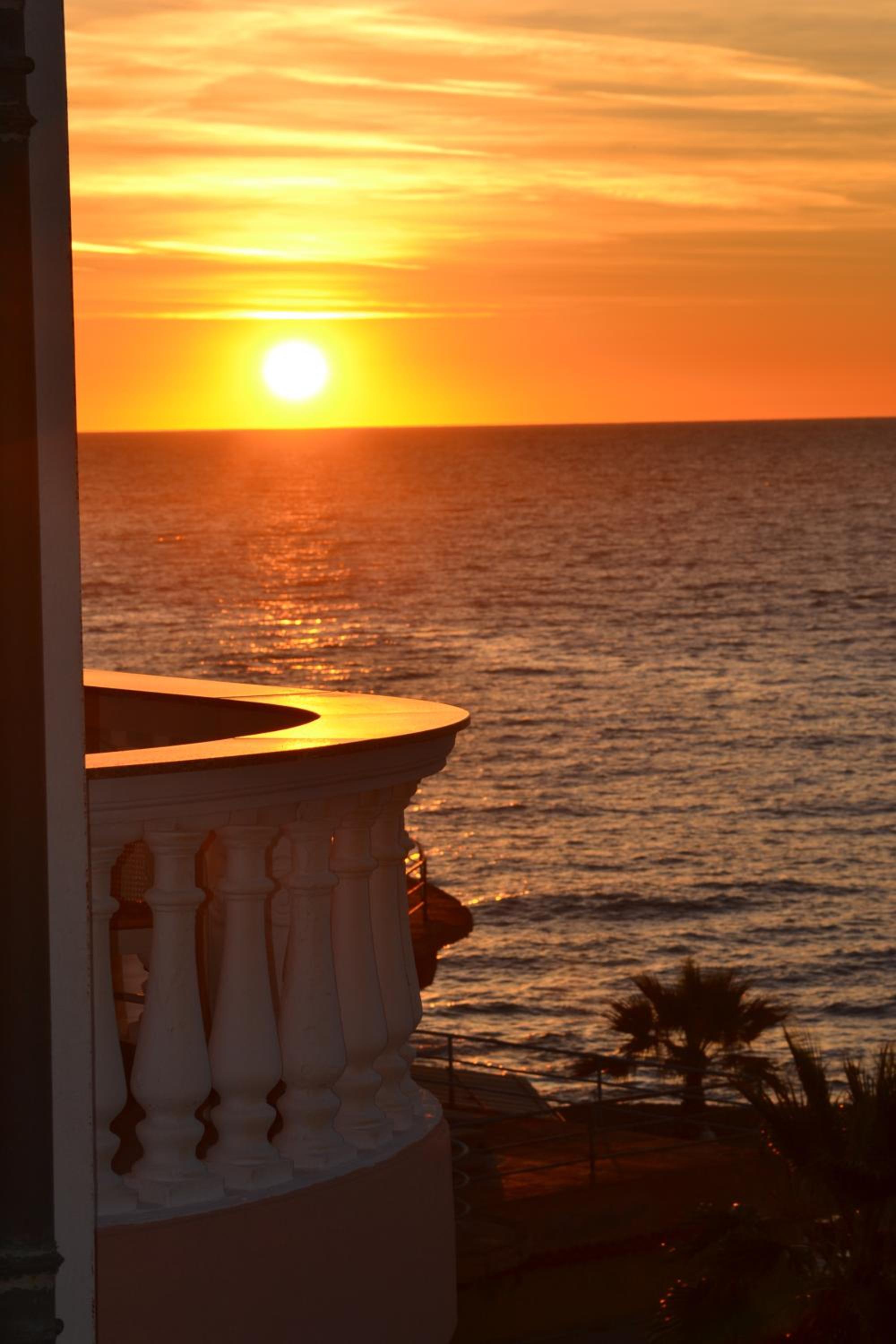 Double Room with Balcony and Sea View photo 3