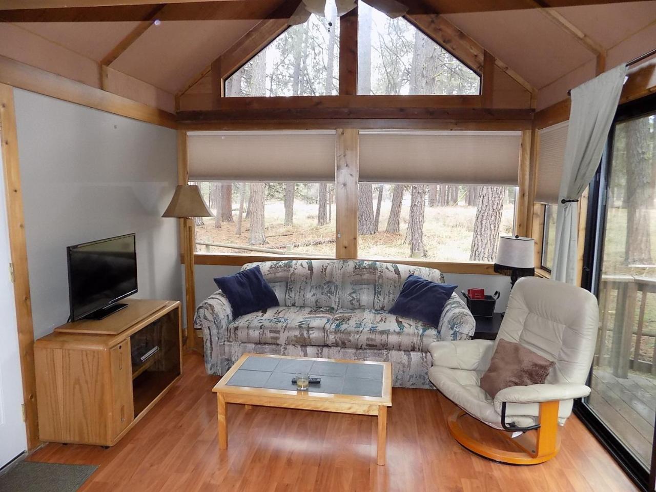 Cottage in the Woods (Fir)
