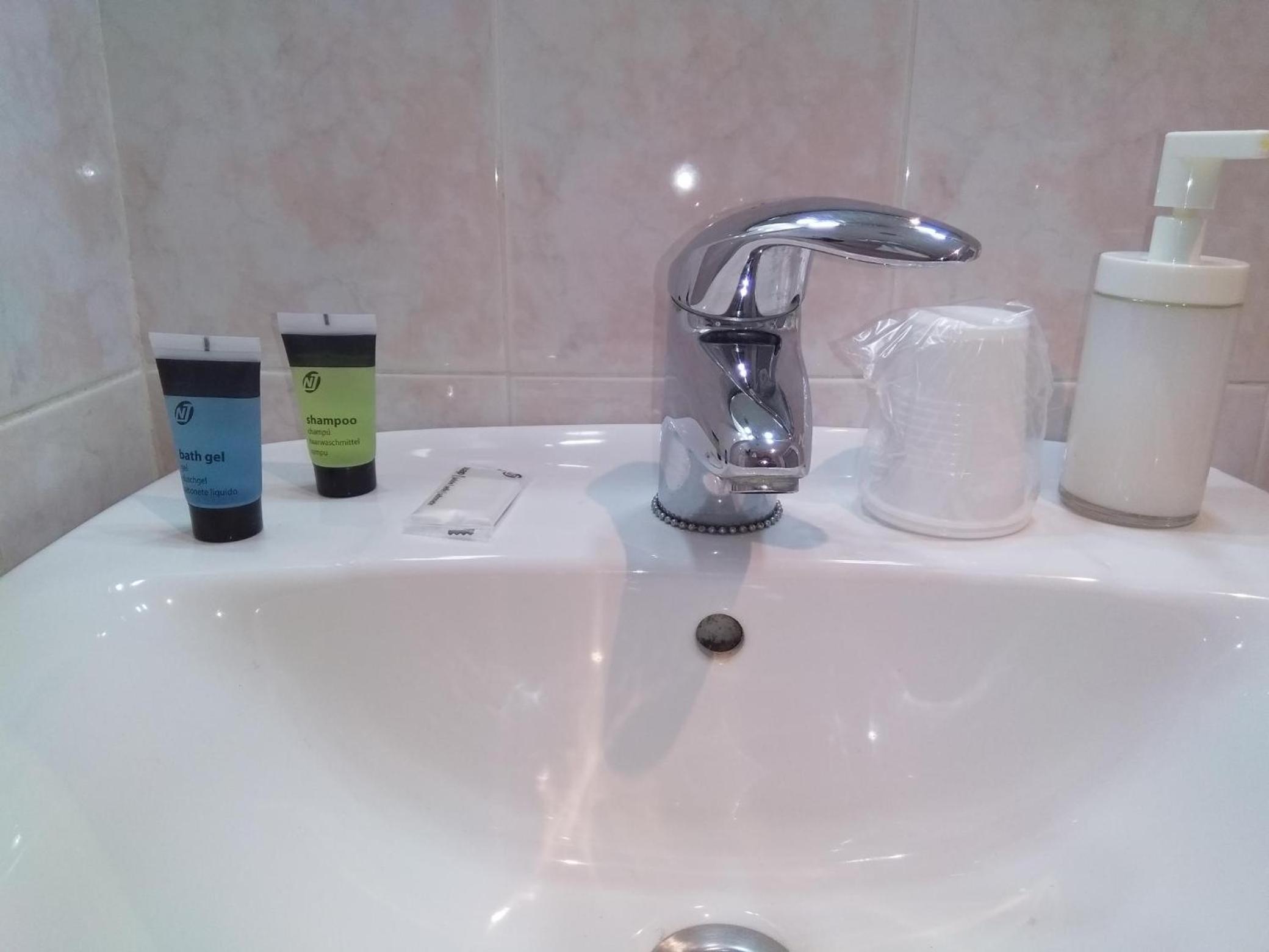 Standard Single Room photo 2