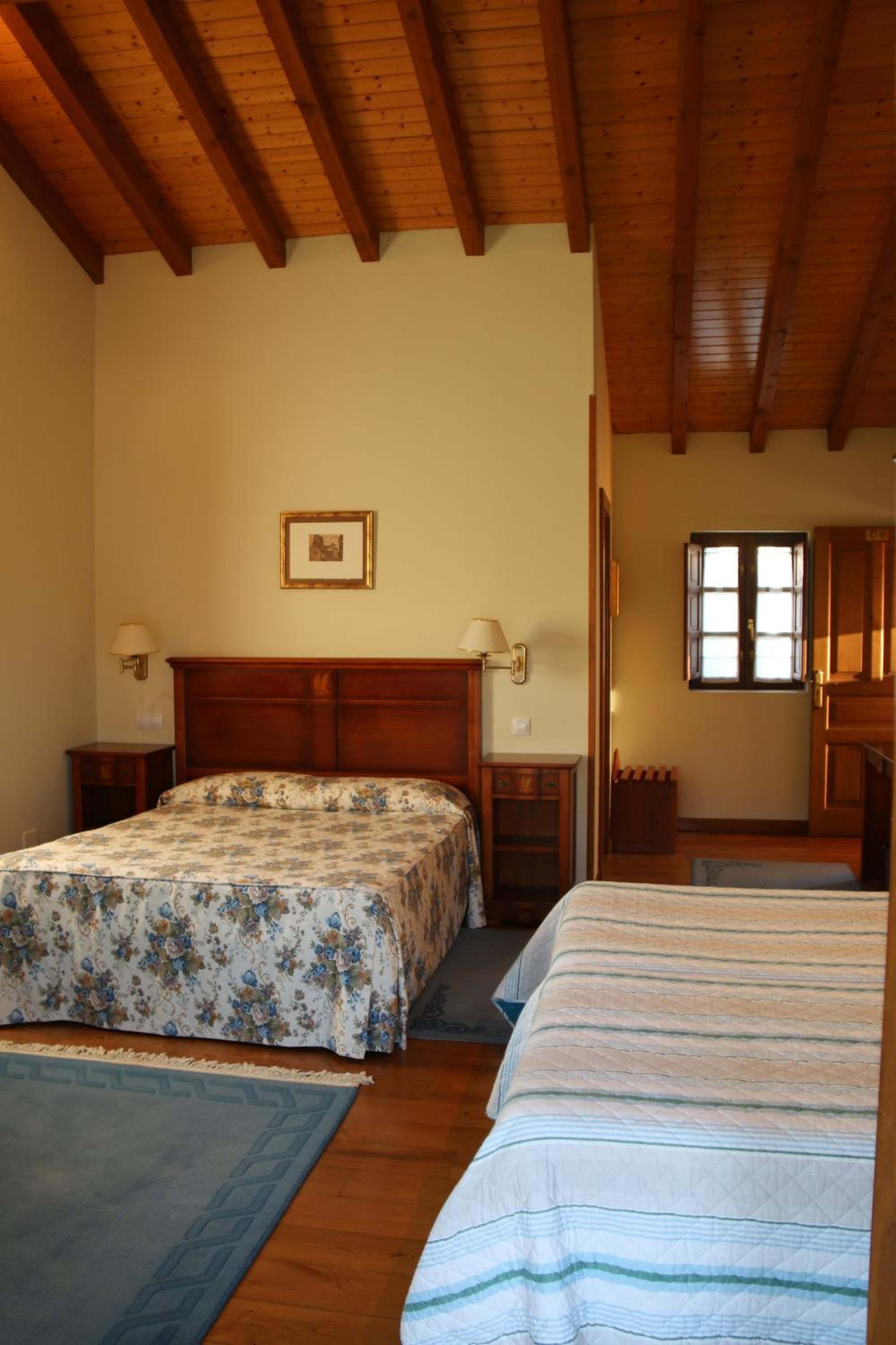 Family Room with Terrace photo 3