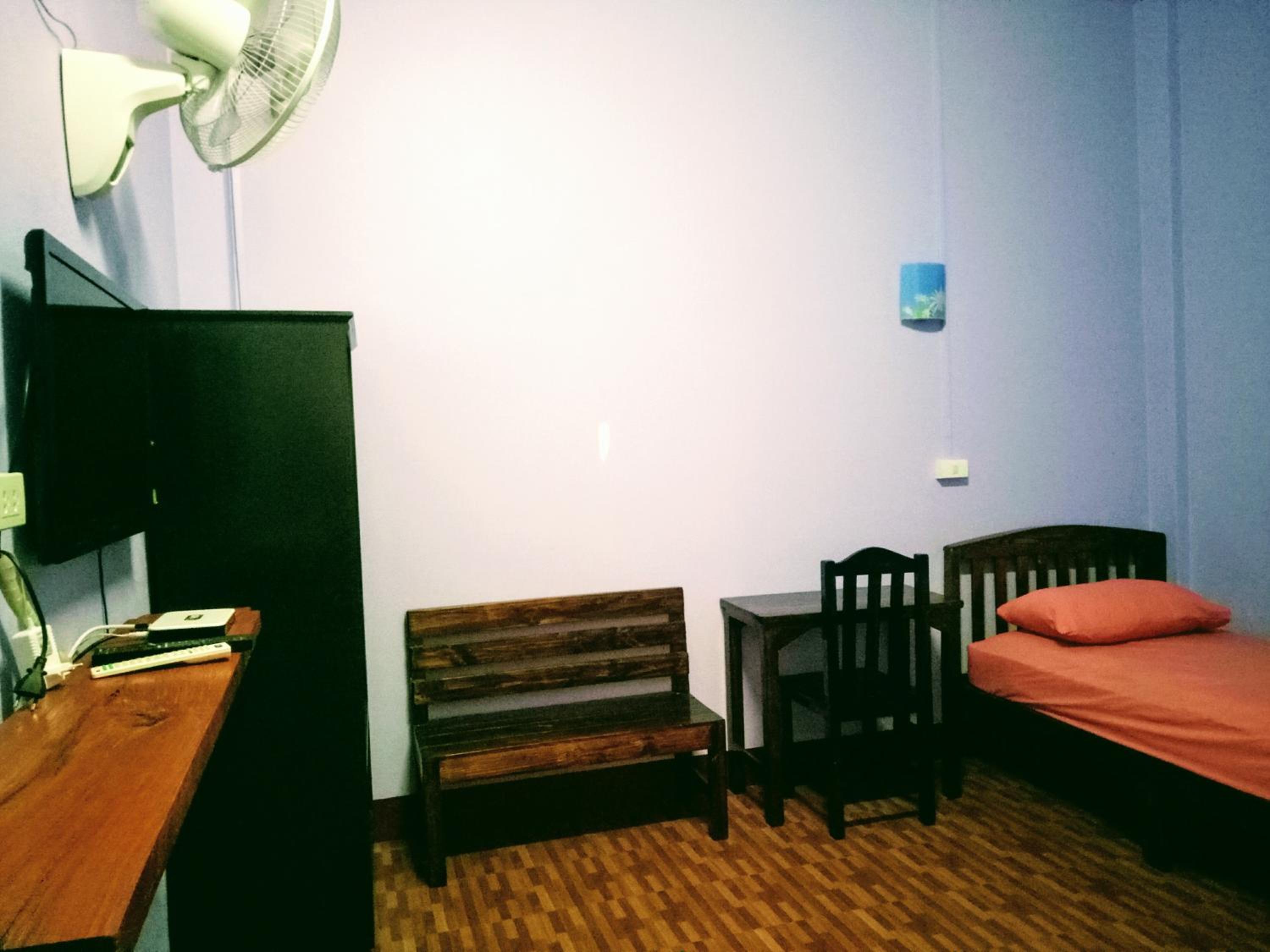 Single Room photo 3
