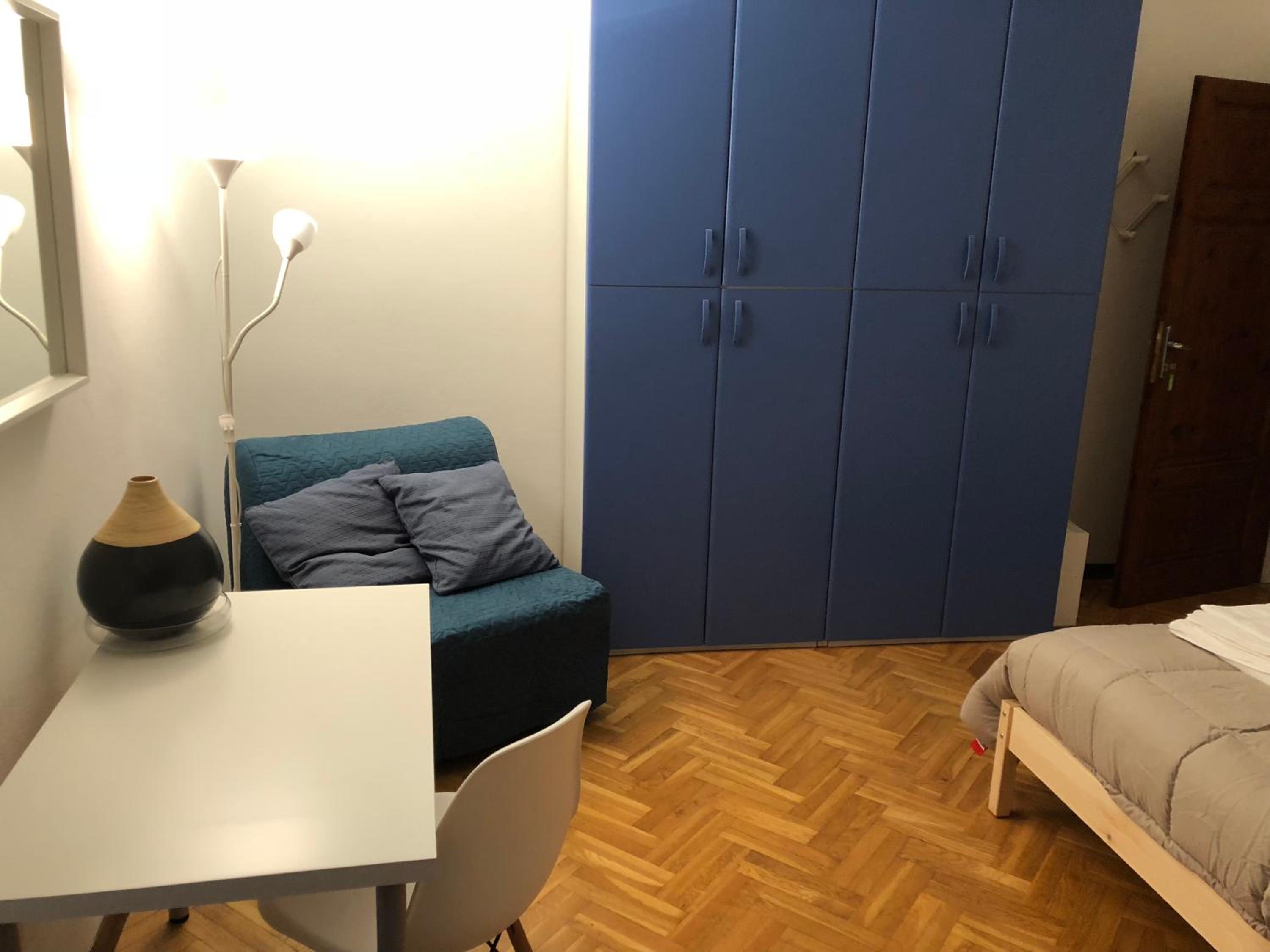 Large Double or Twin Room - Photo 4