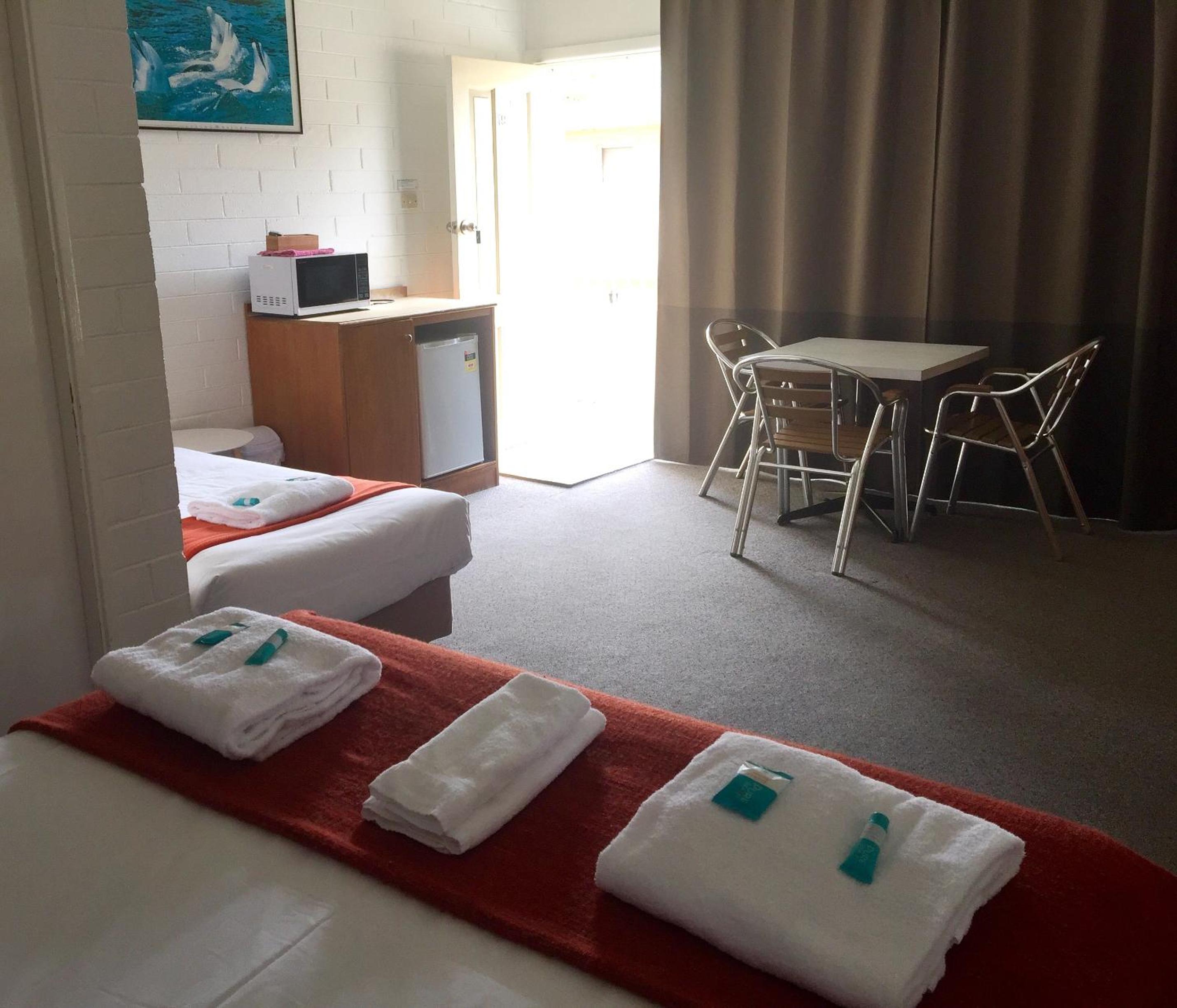 Standard Twin Room photo 2