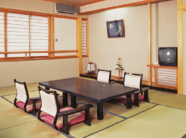 Japanese Style Standard Family Room
