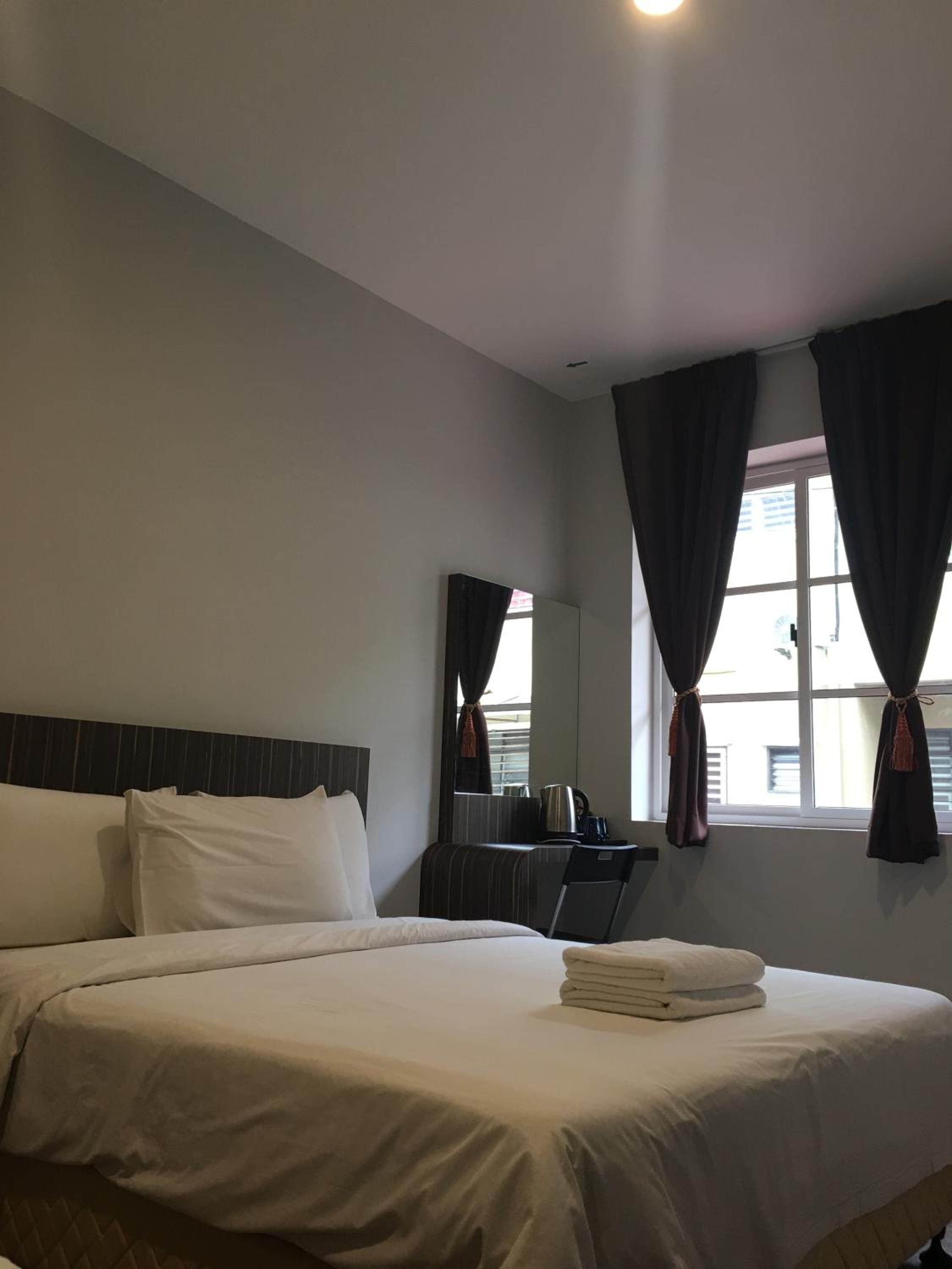 Deluxe Family Suite