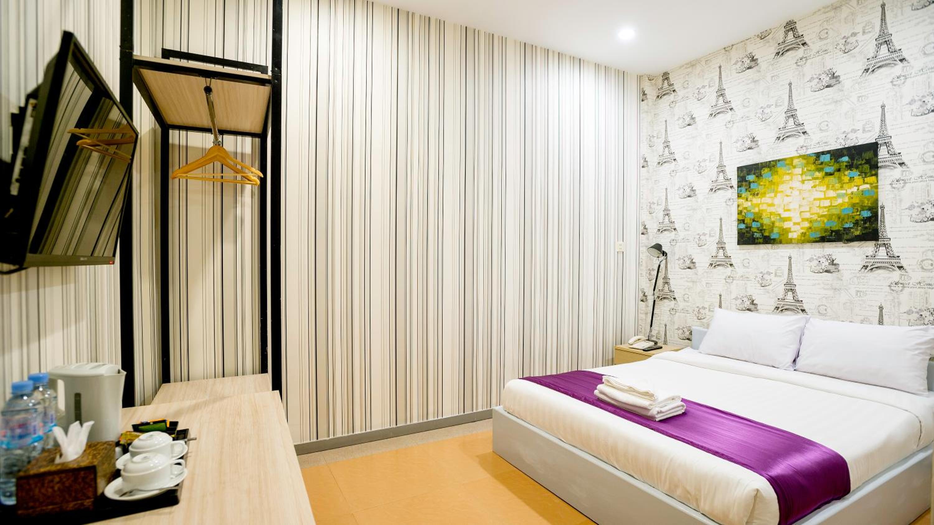 Queen Room - Photo 8