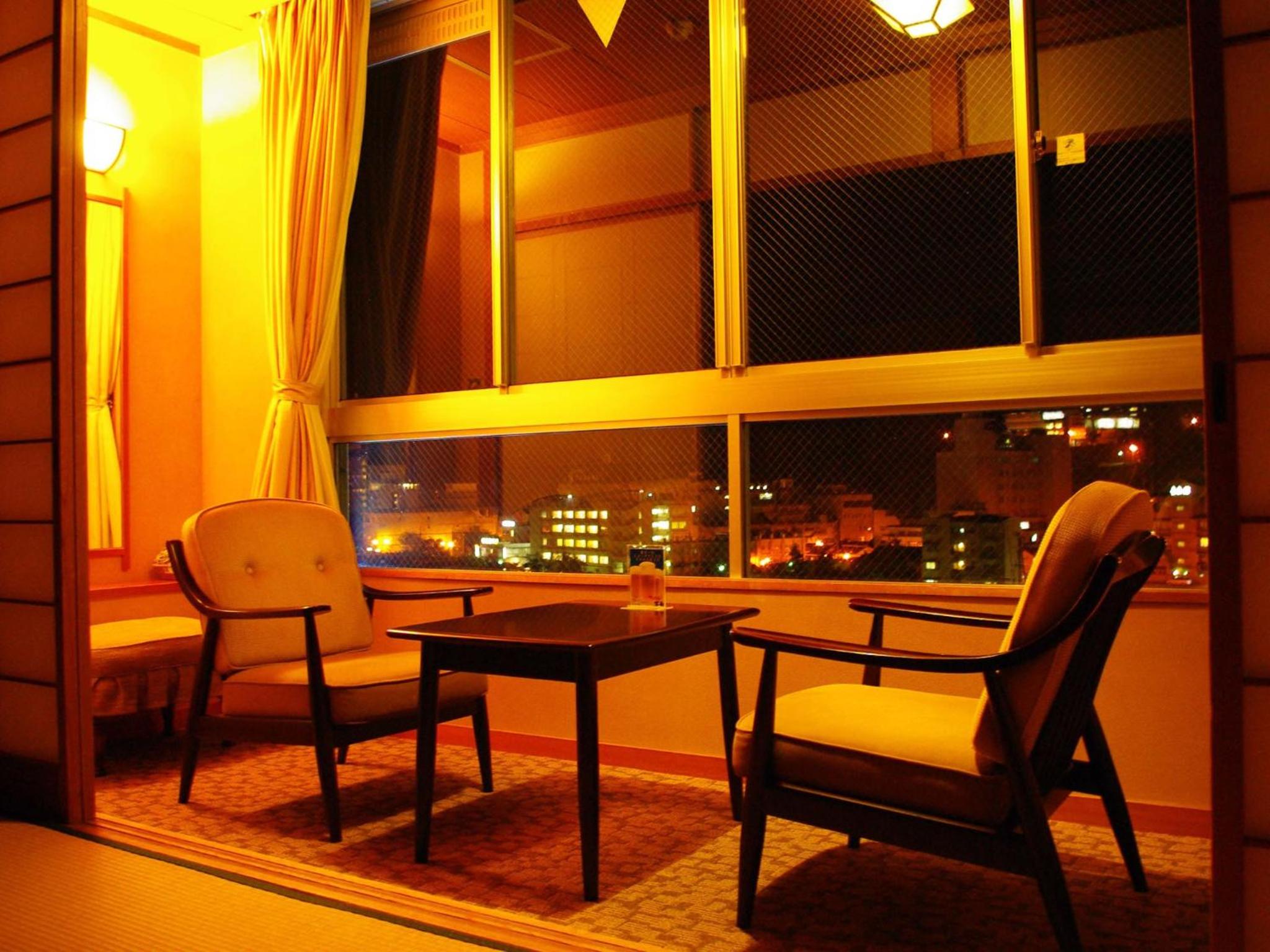 Japanese-Style Room with Private Bathroom photo 3