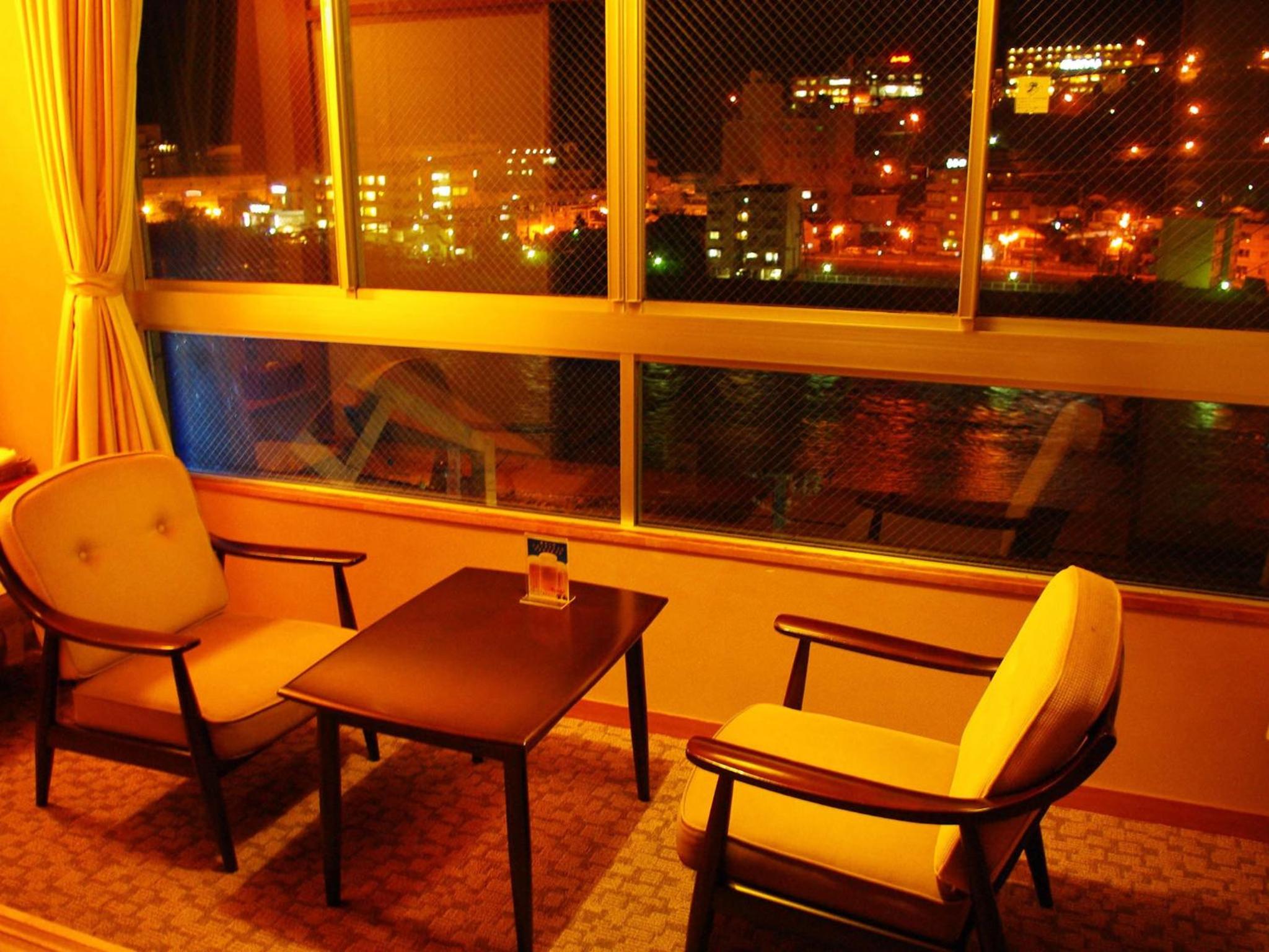 Japanese-Style Room with Private Bathroom photo 2