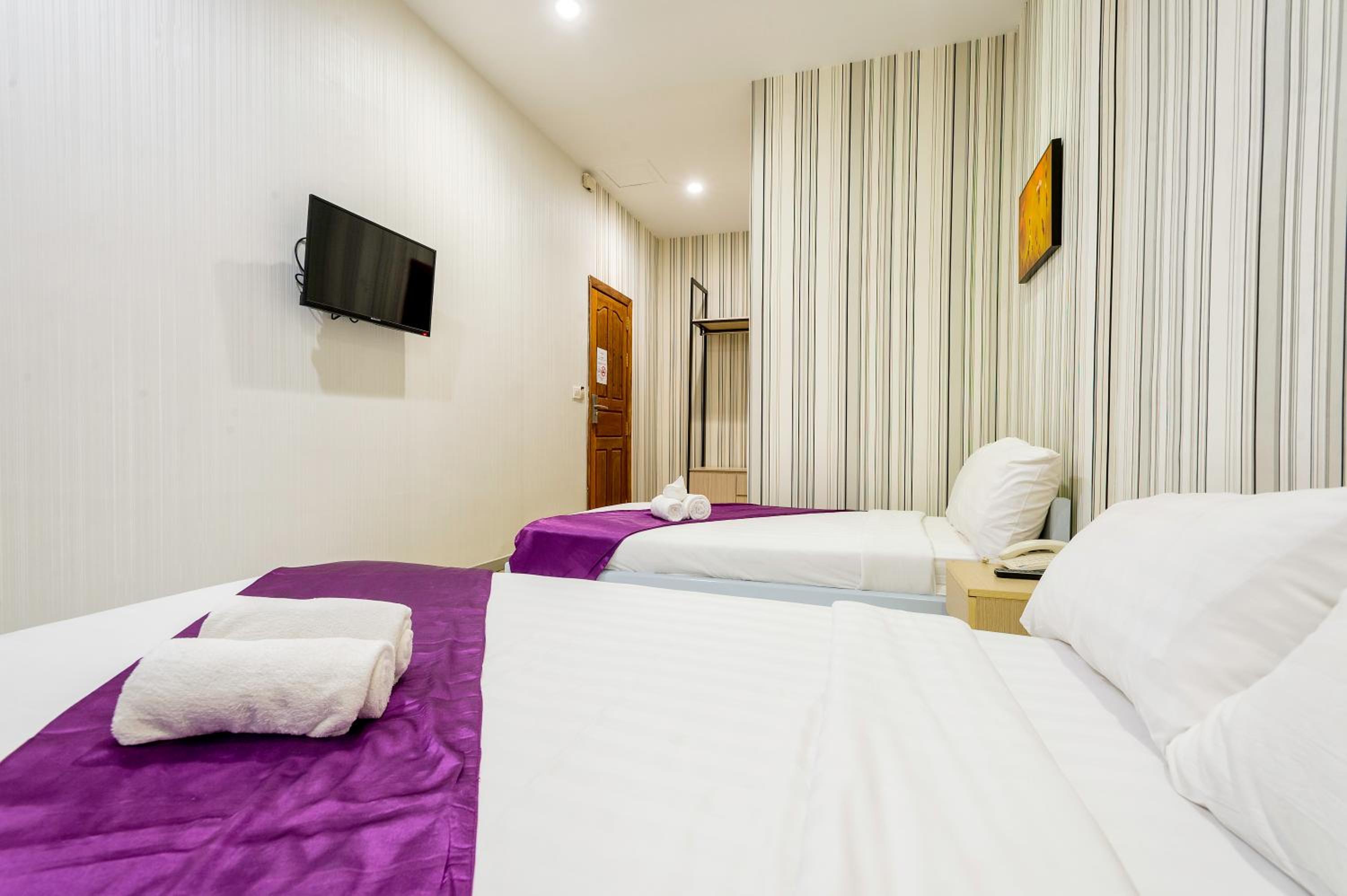Deluxe Twin Room - Photo 5