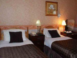 Twin Room - Photo 1