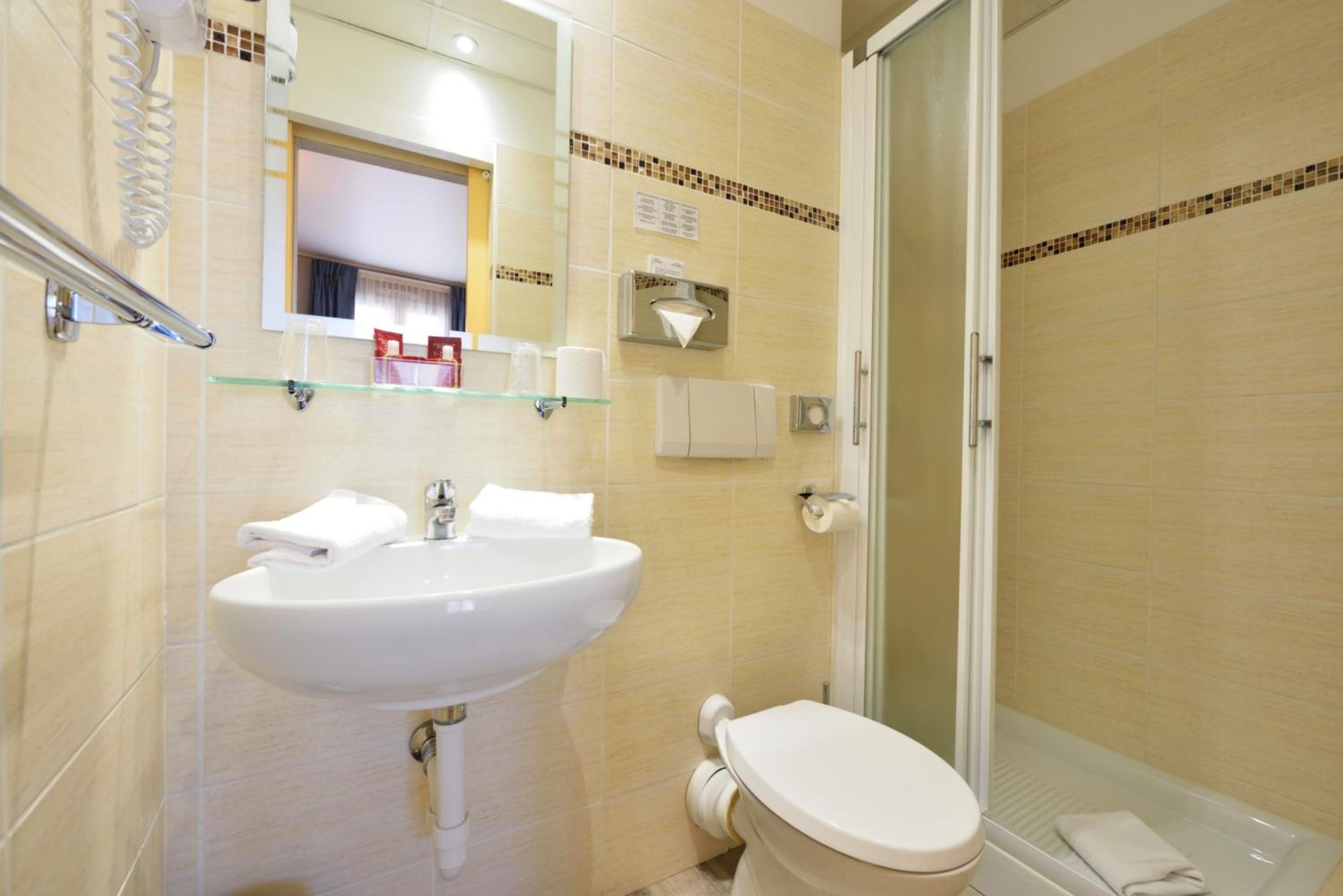 Standard Double Room with Garden View photo 2
