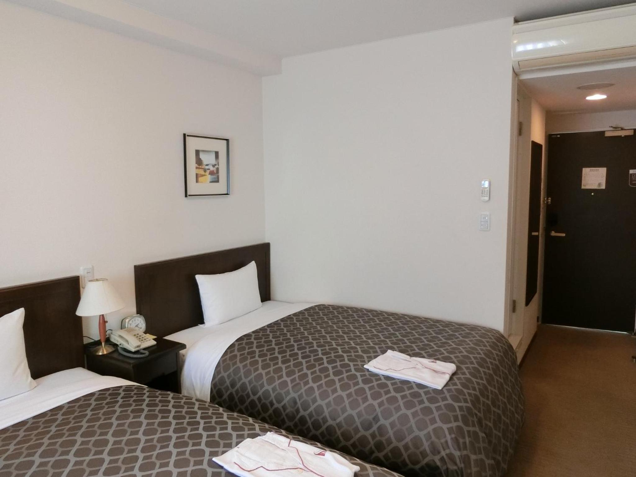 Twin Room -Non-Smoking photo 3