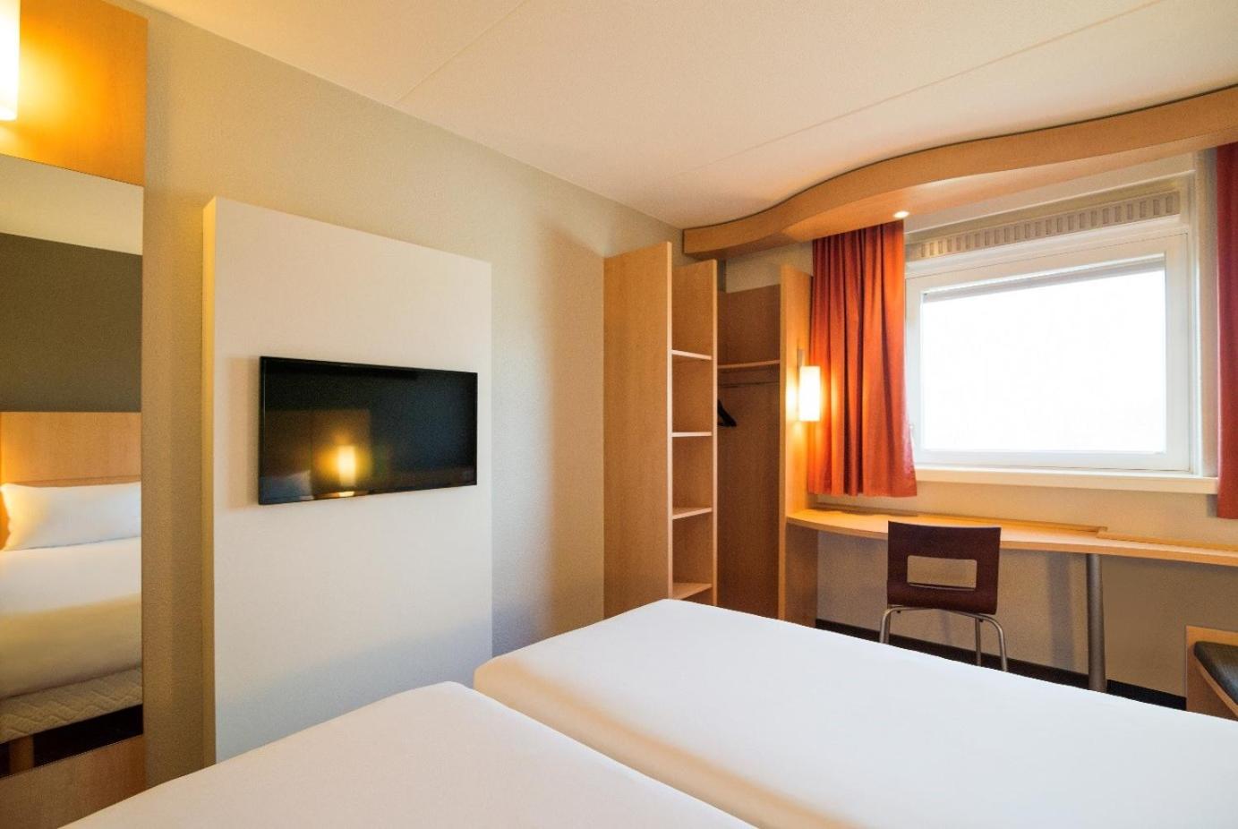 Standard Twin Room photo 1