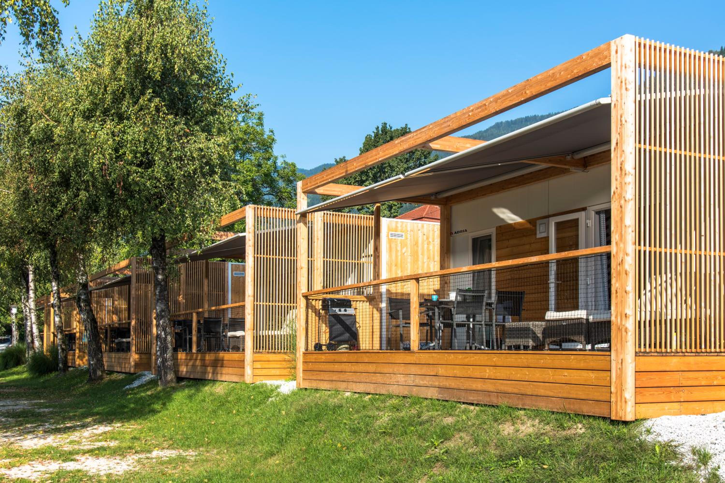 Mobile Home photo 3