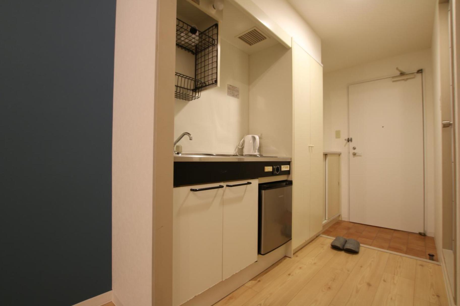 Double Room with Kitchenette and Private Bathroom photo 2