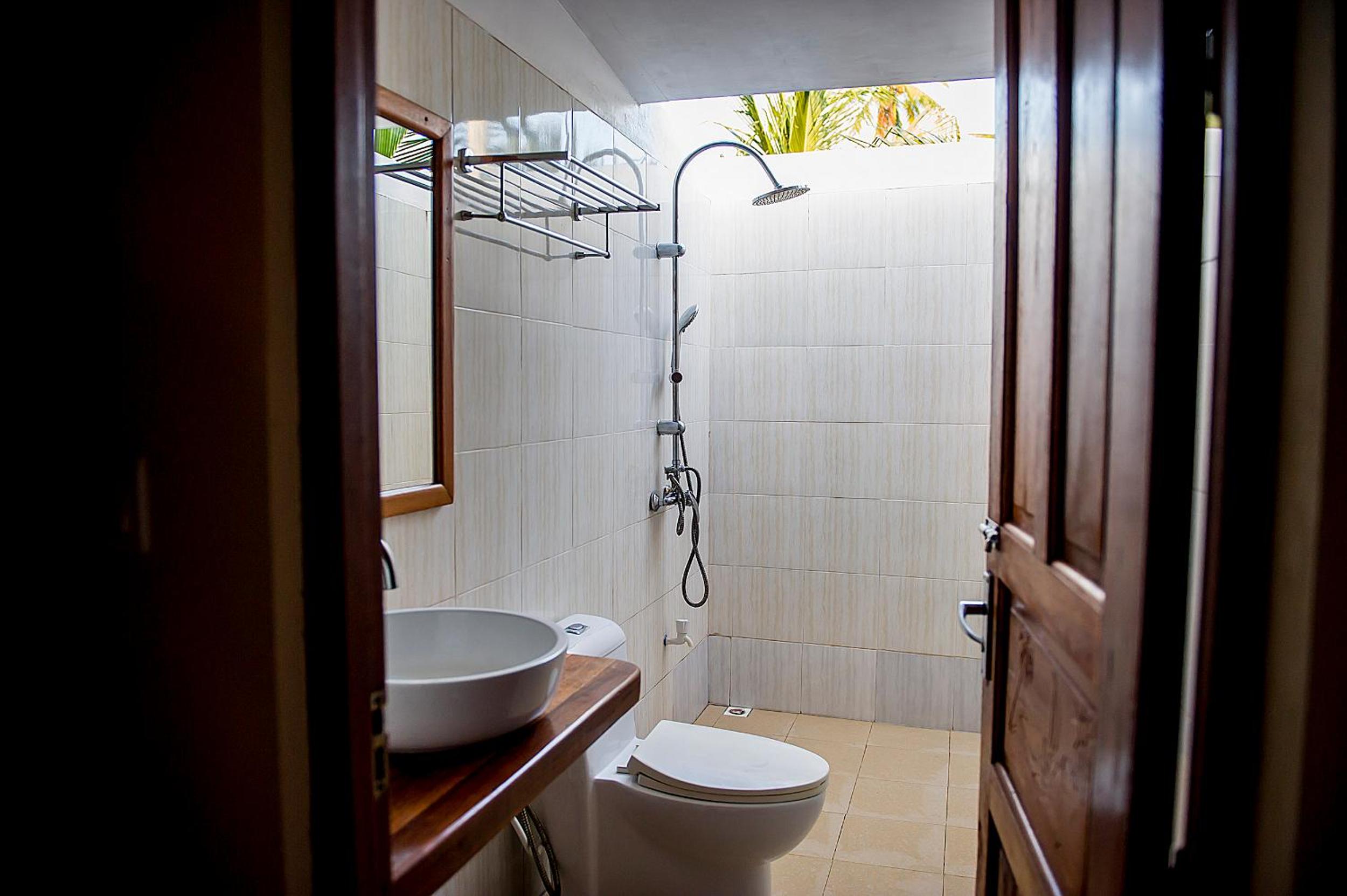 Deluxe Double or Twin Room with Sea View photo 3