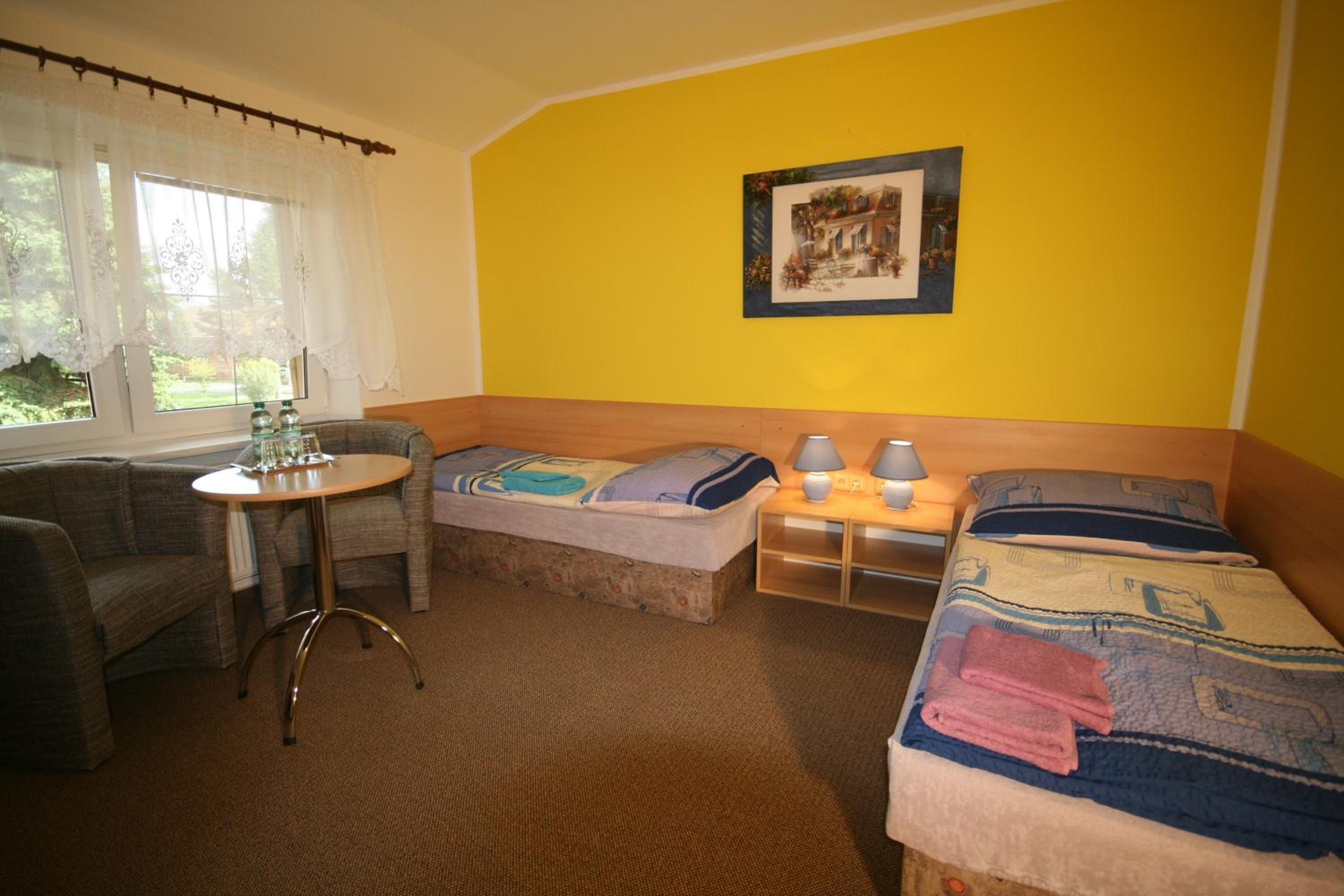 Double or Twin Room photo 2