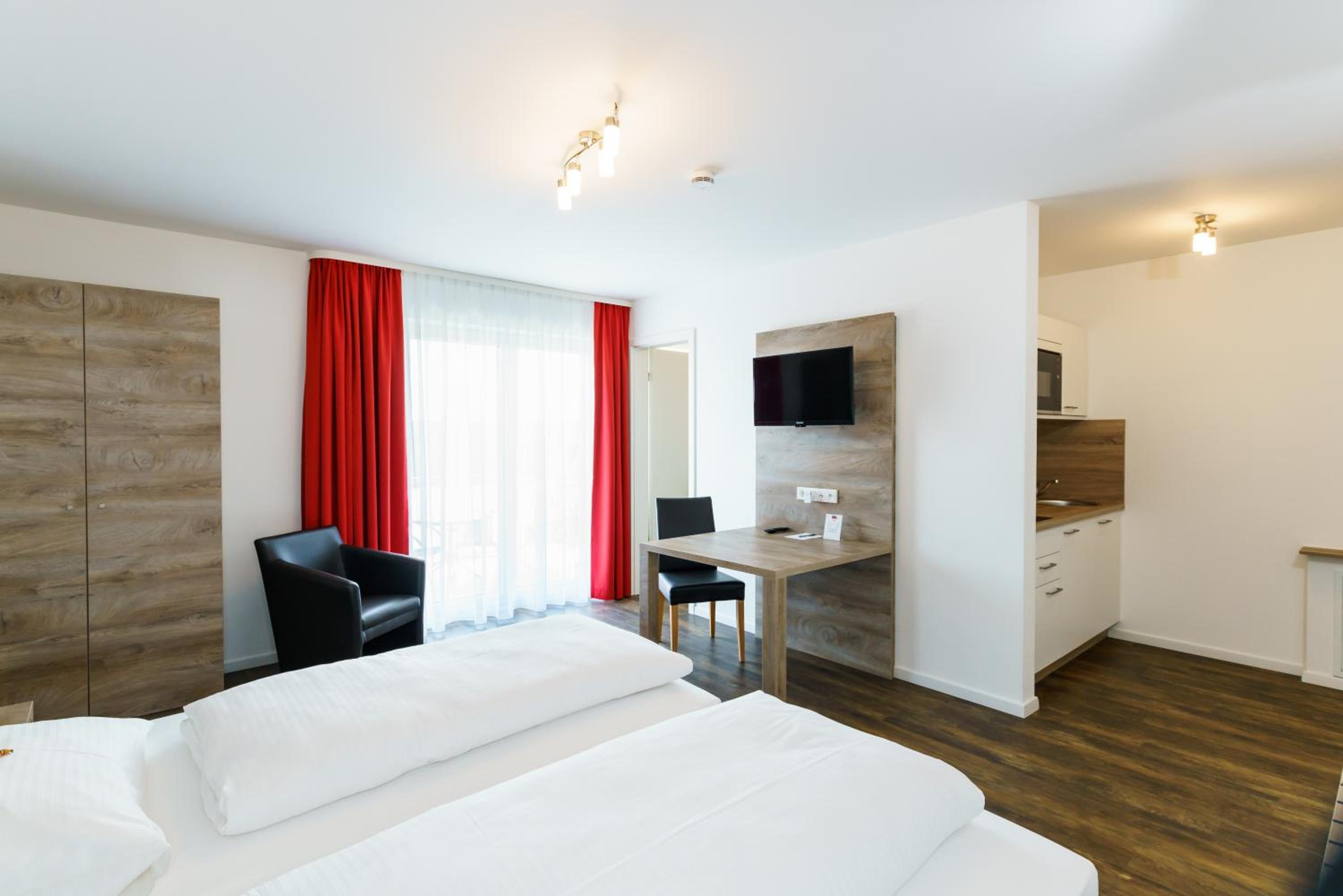 Deluxe Apartment - Photo 4
