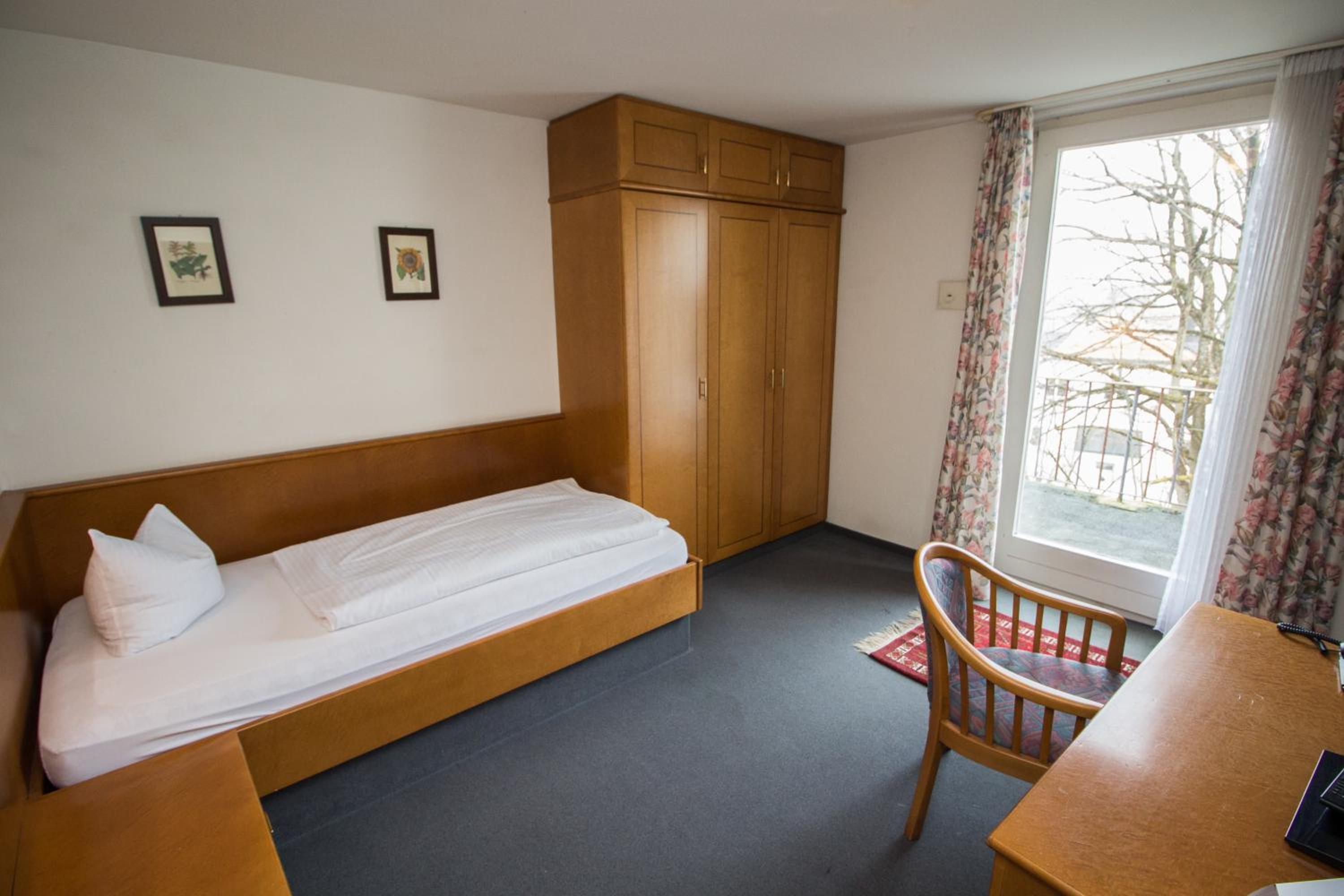 Single Room photo 2