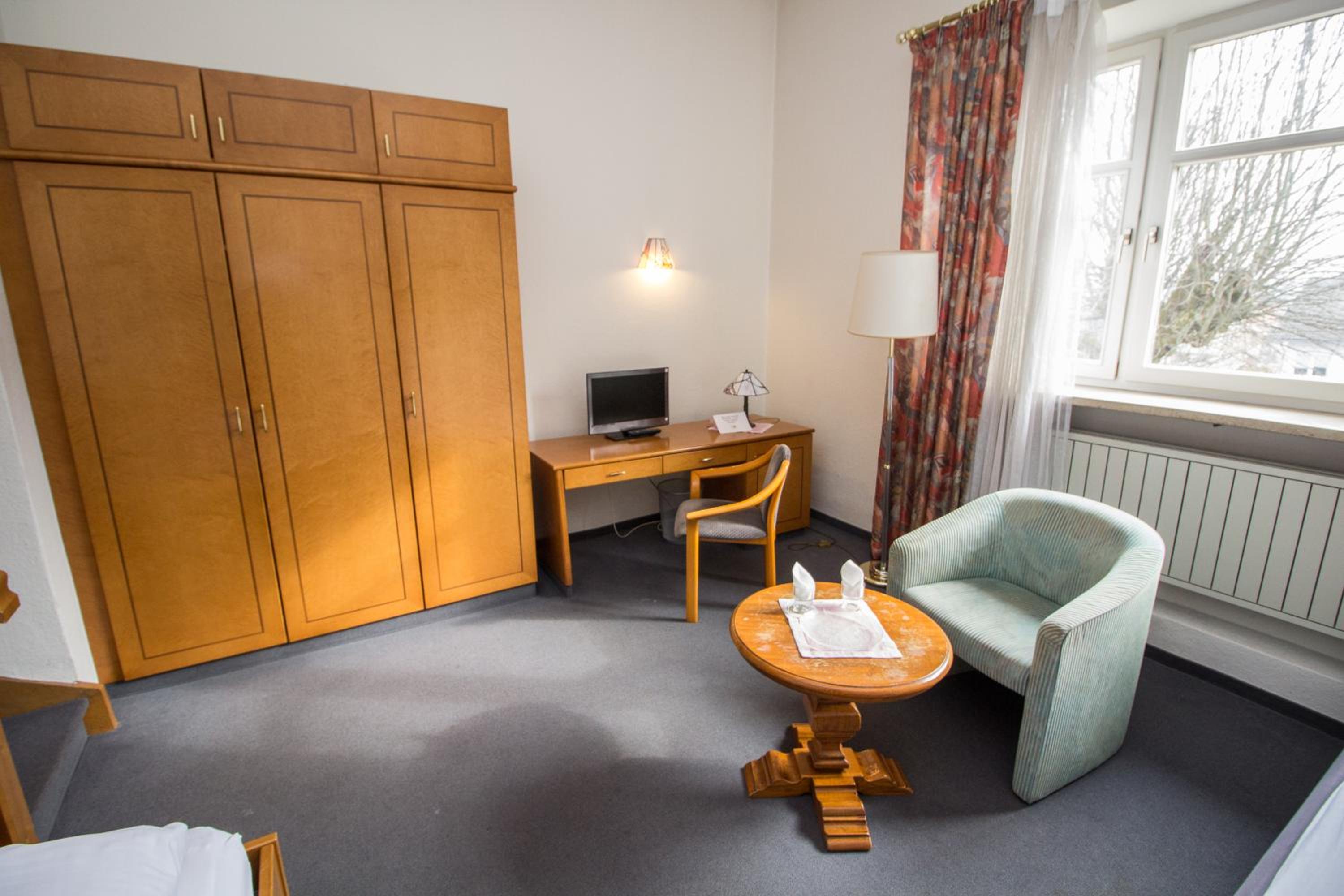 Standard Twin Room photo 2
