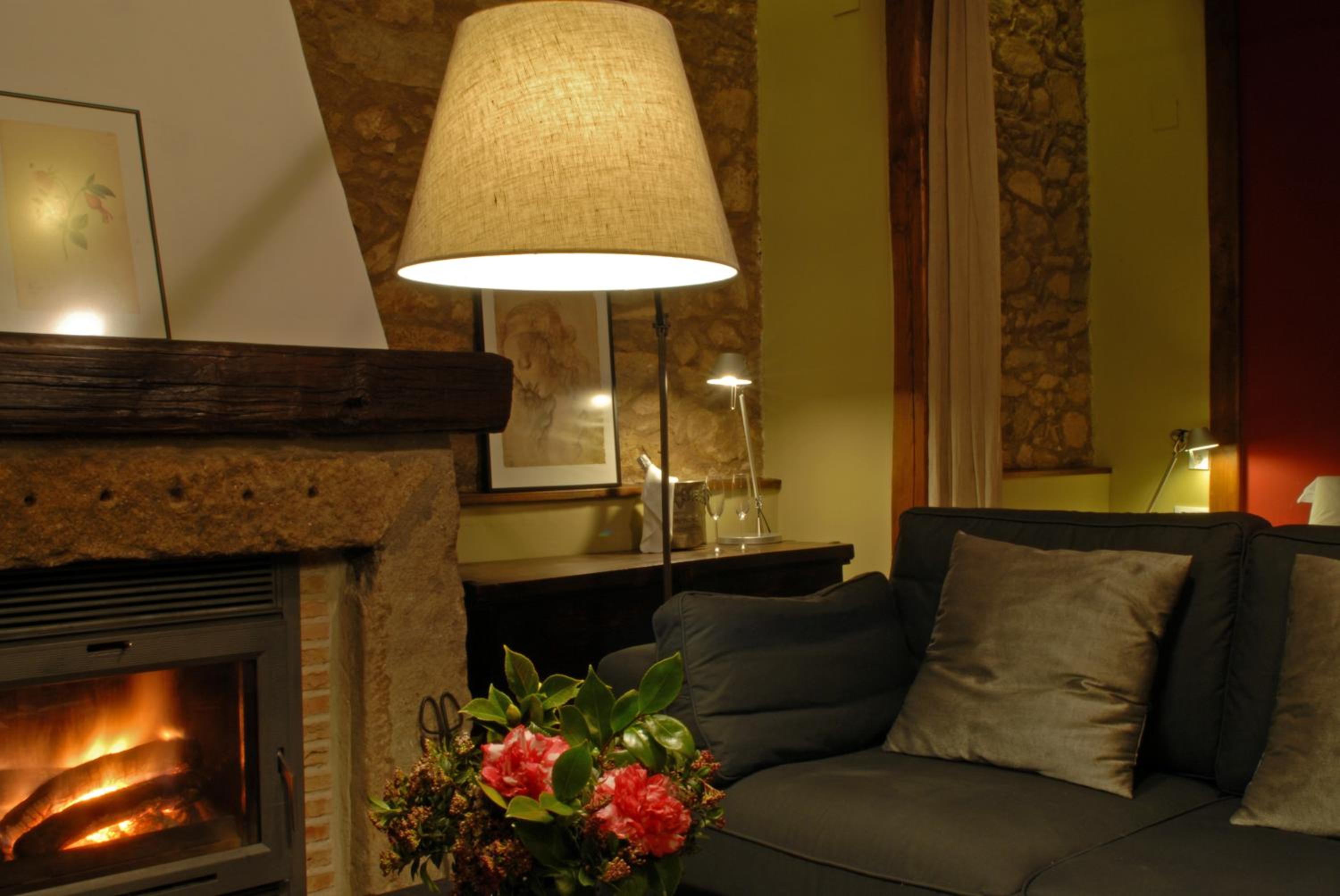 Suite (2 Adults) - Photo 25