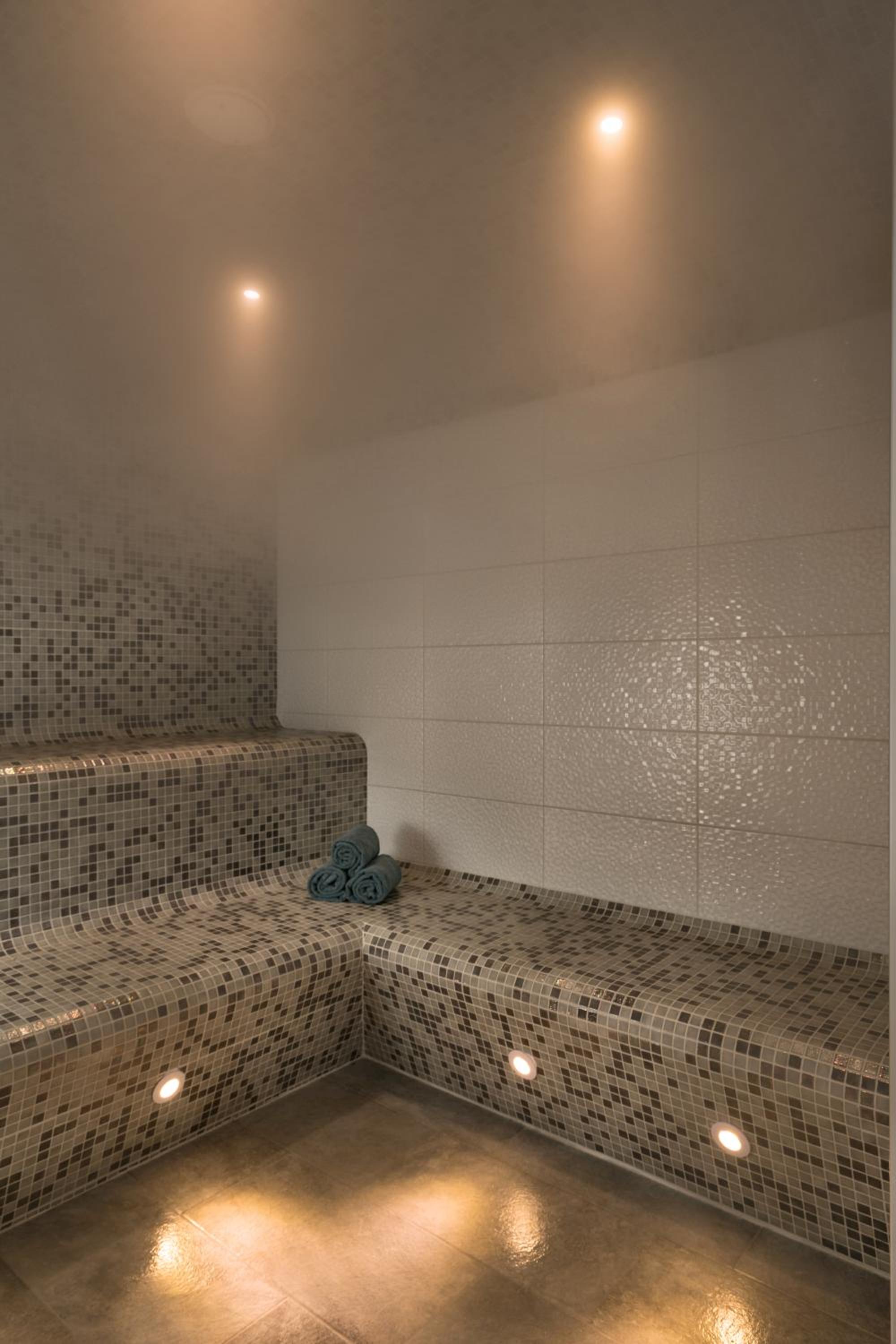 Double Room with Spa Access - Photo 4