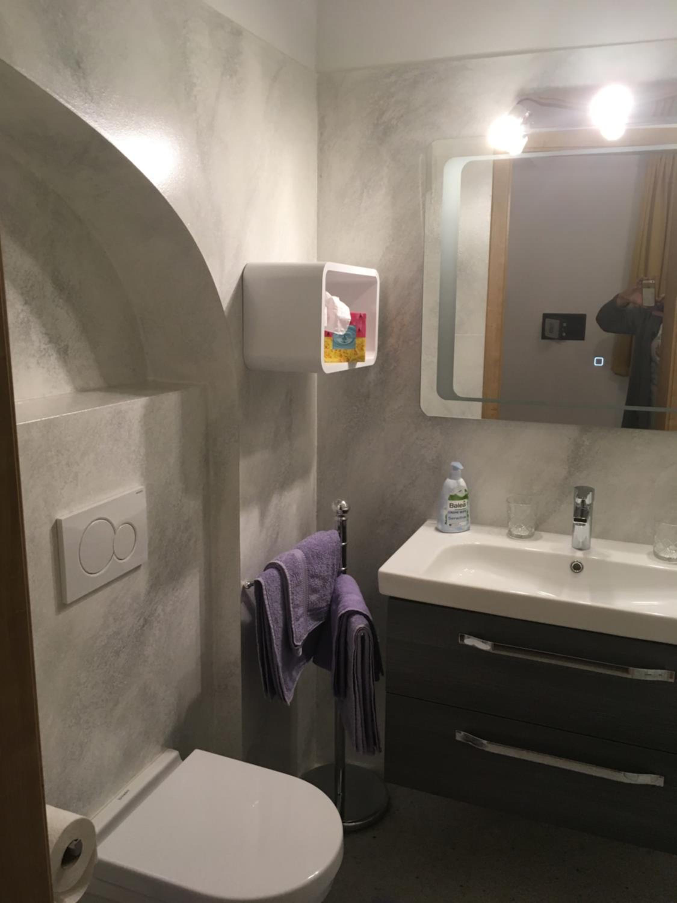 Twin Room with Bathroom photo 2
