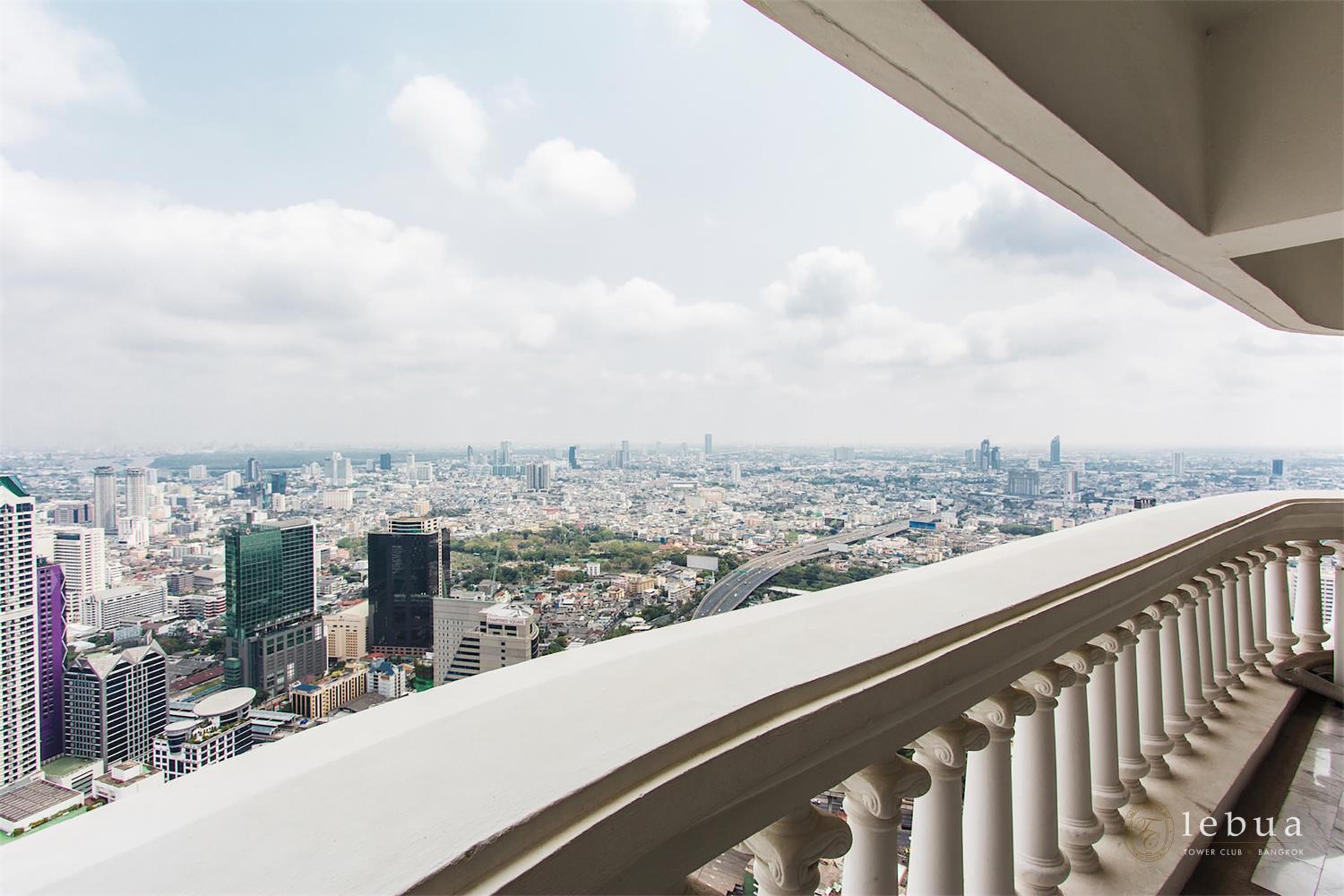 Tower Club Suite 3 Bedroom with Lounge
