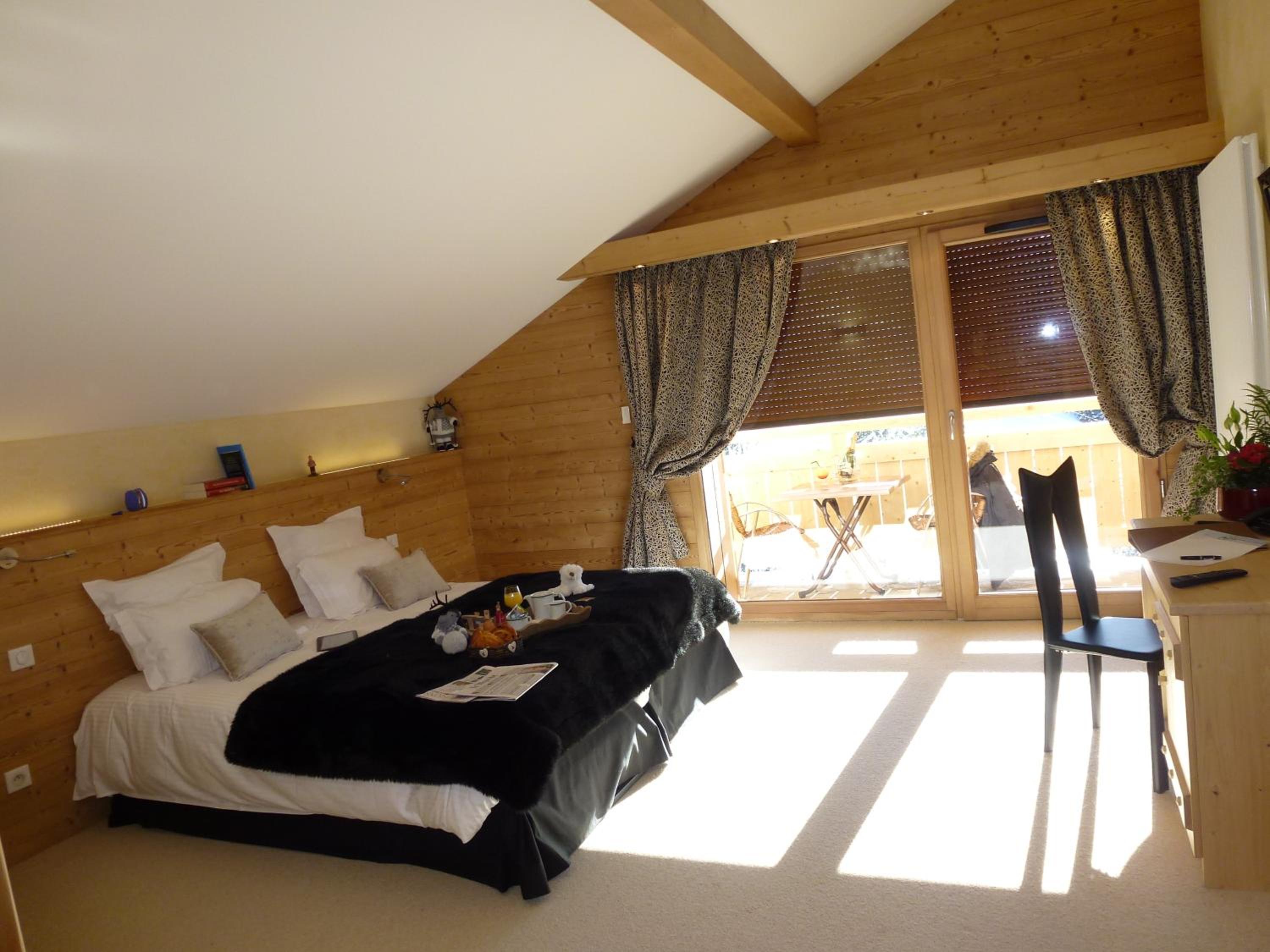Wellness Suite with Balcony photo 2